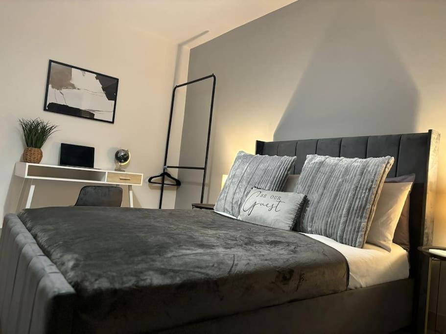 Two-Bedroom Apartment photo 1