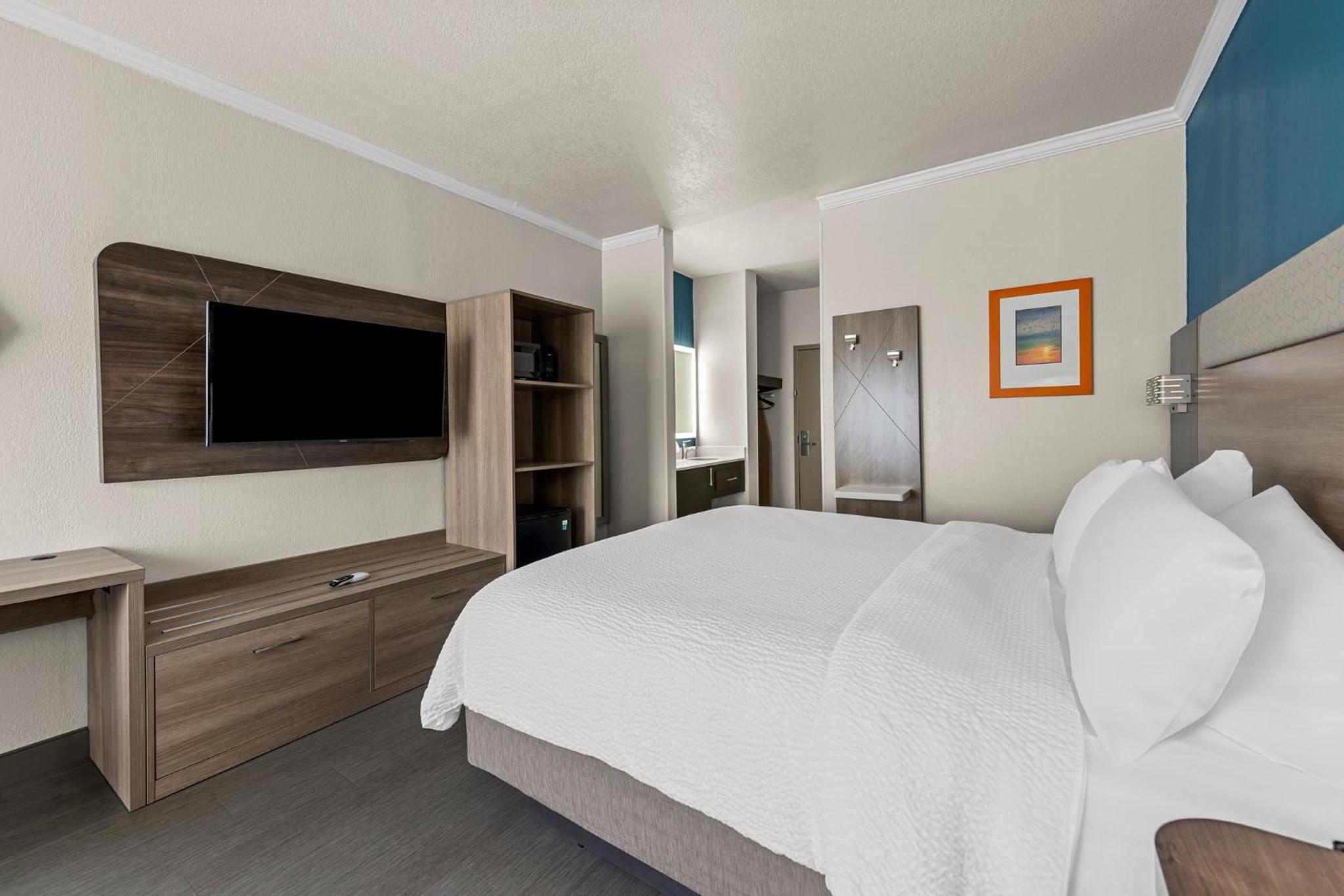 Standard Room - Photo 16