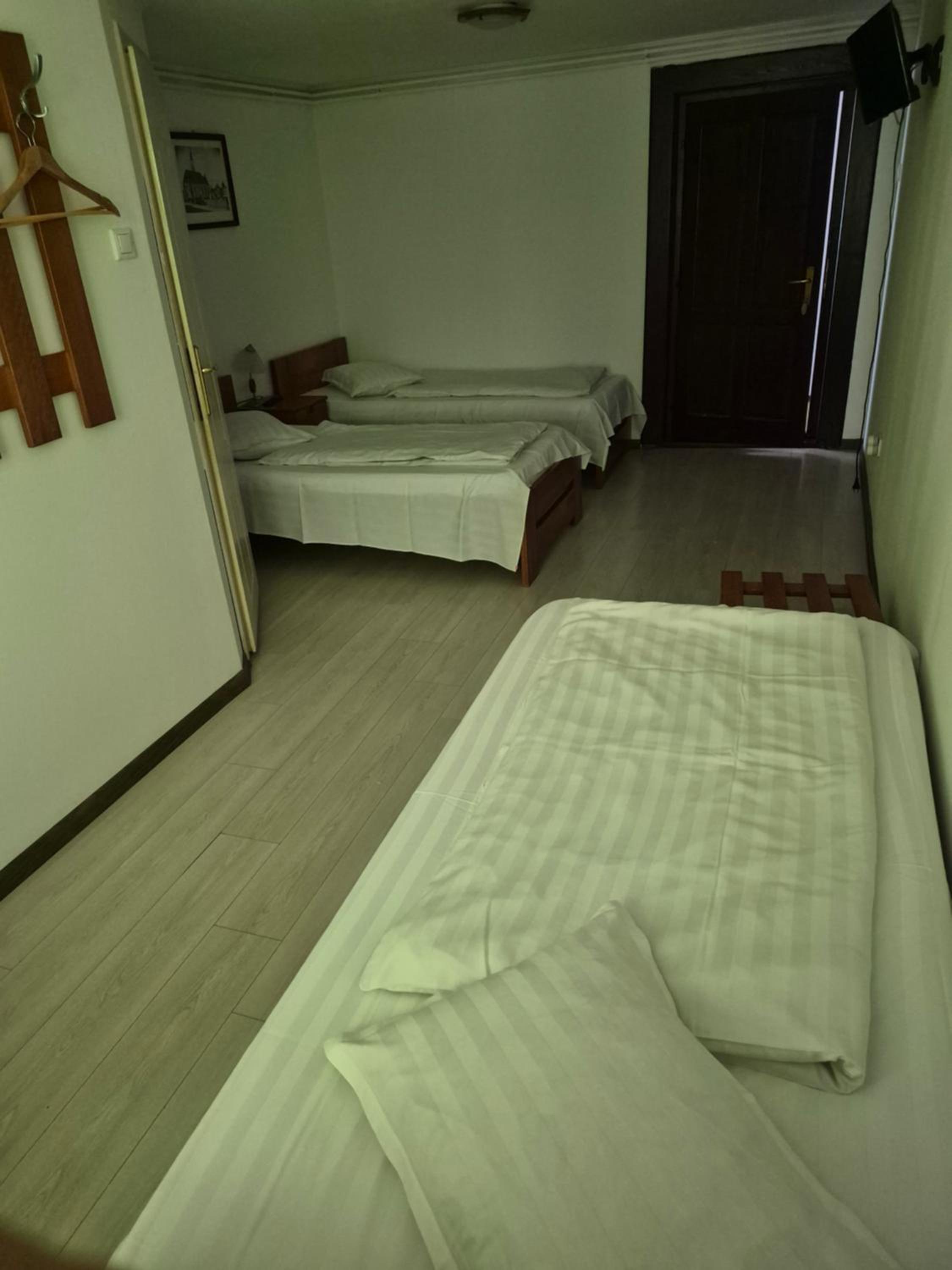 Triple Room with Bathroom photo 3
