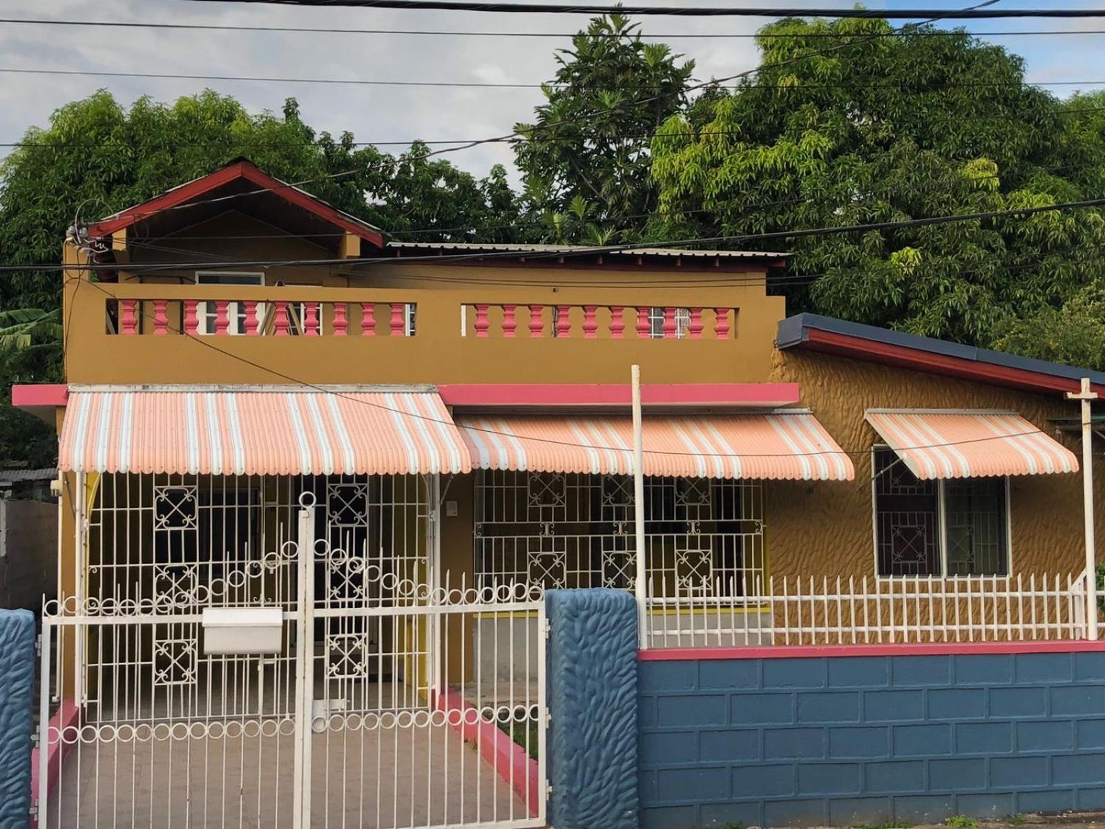 Deluxe Villa photo 1