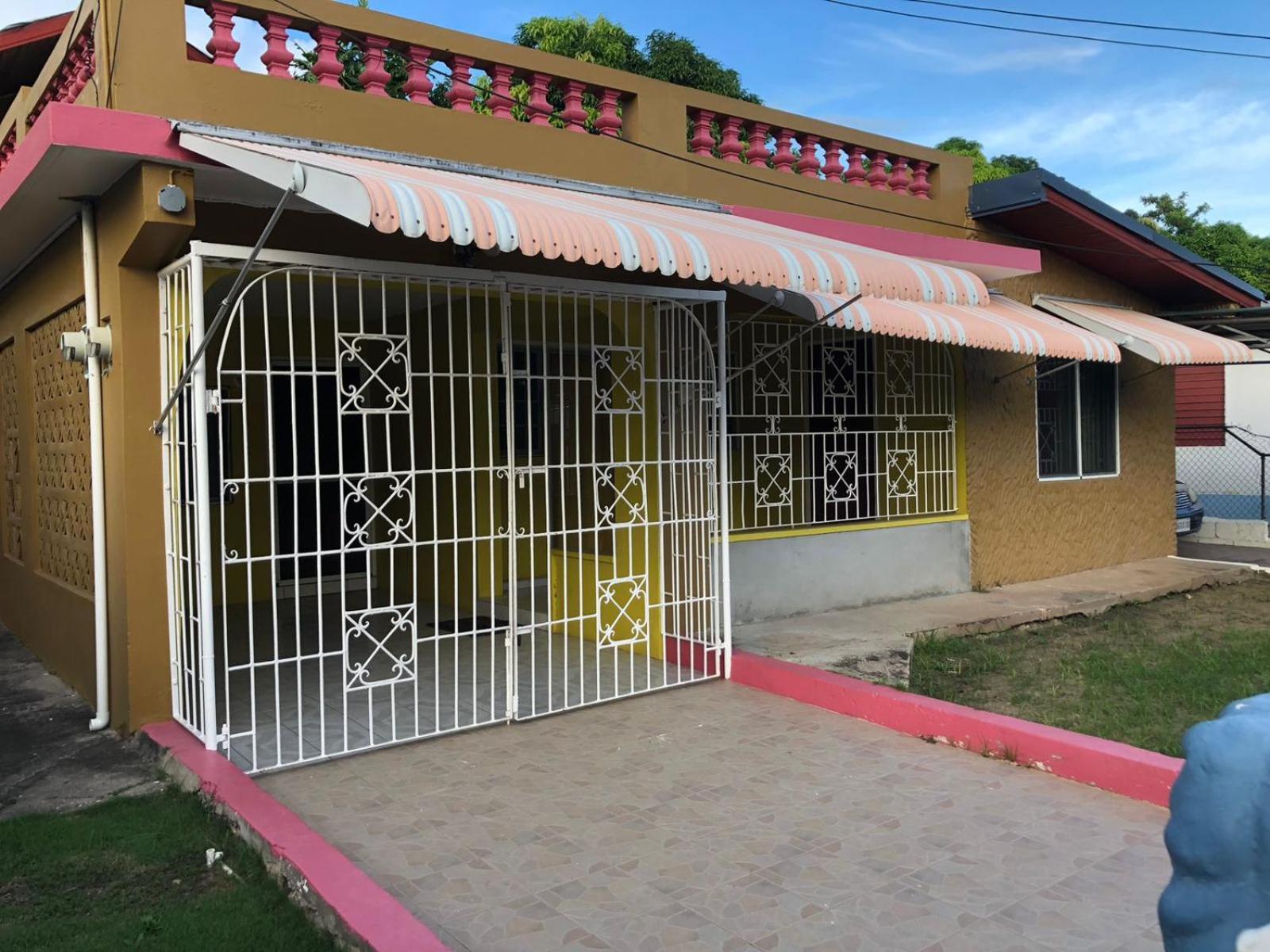 Deluxe Villa photo 2