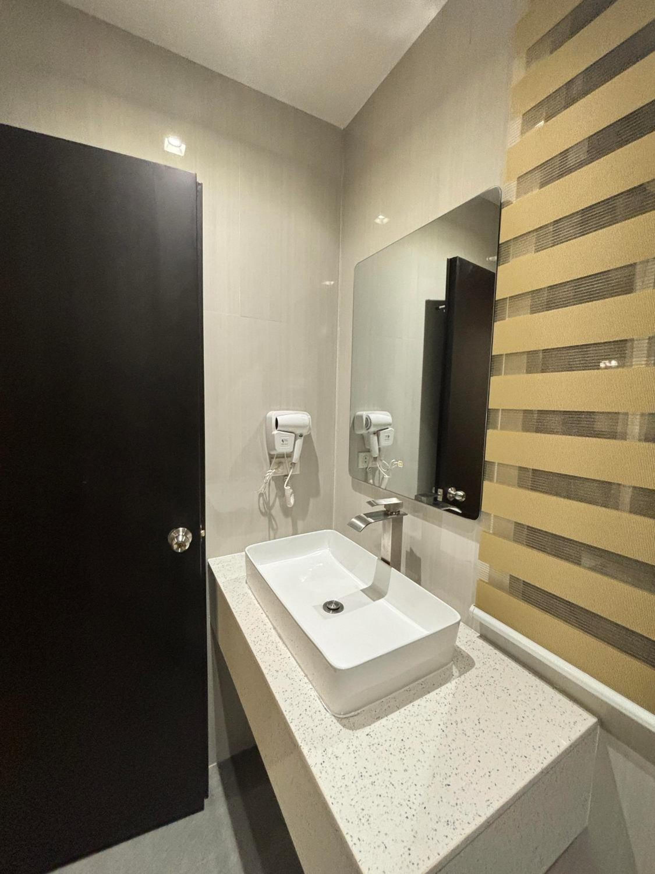 King Suite photo 2