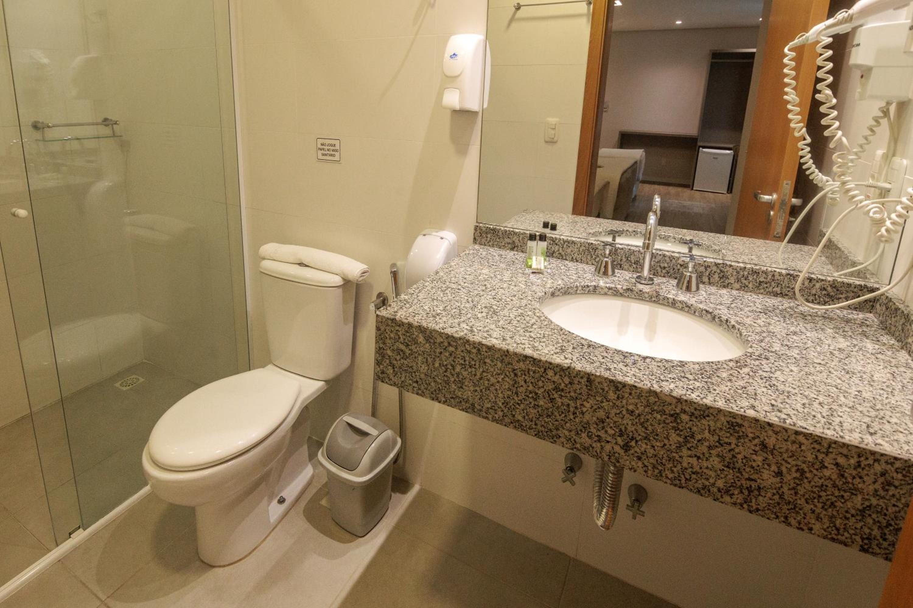 Standard Quadruple Room photo 3