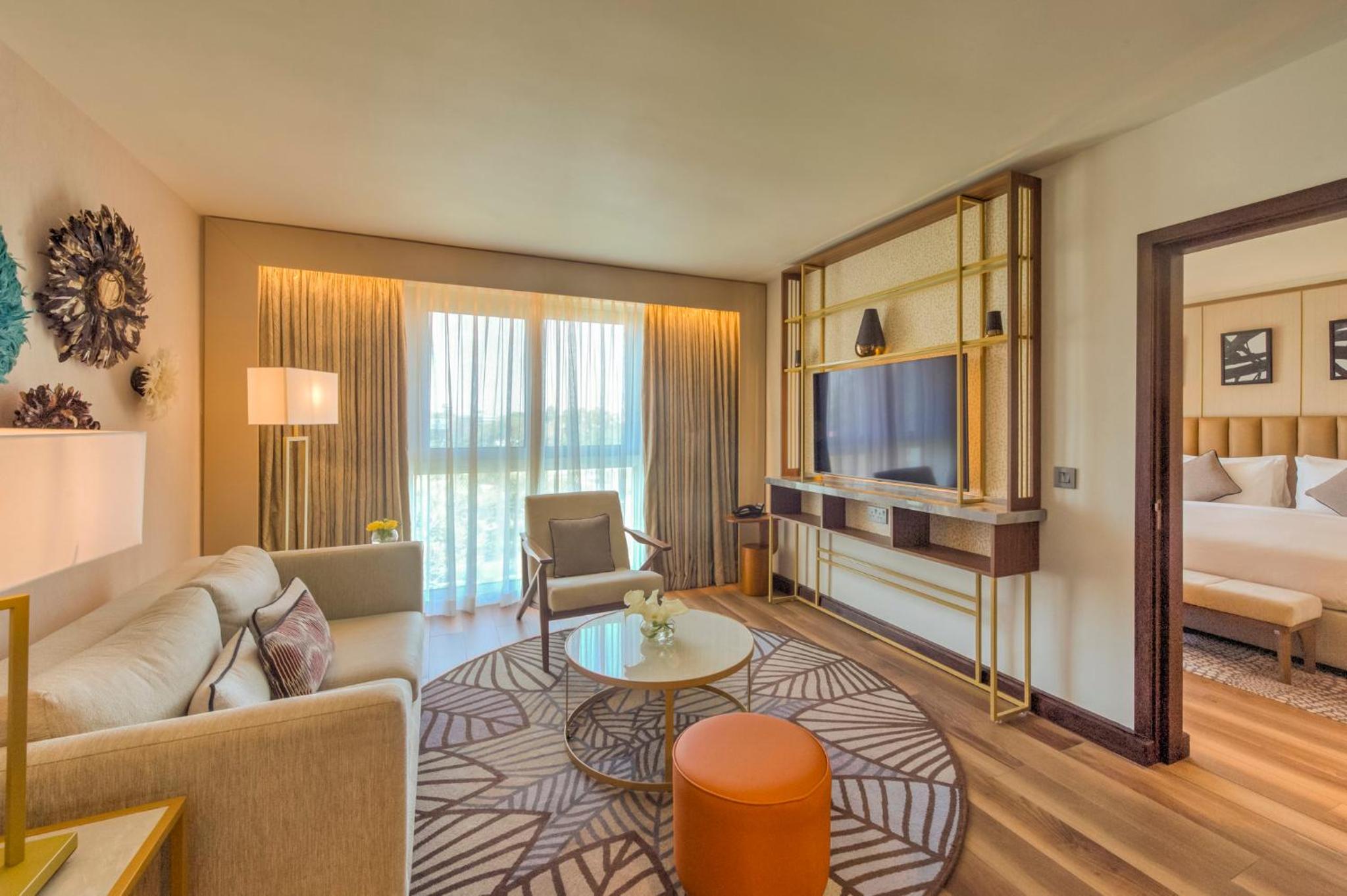 Premium Twin Room - Photo 3