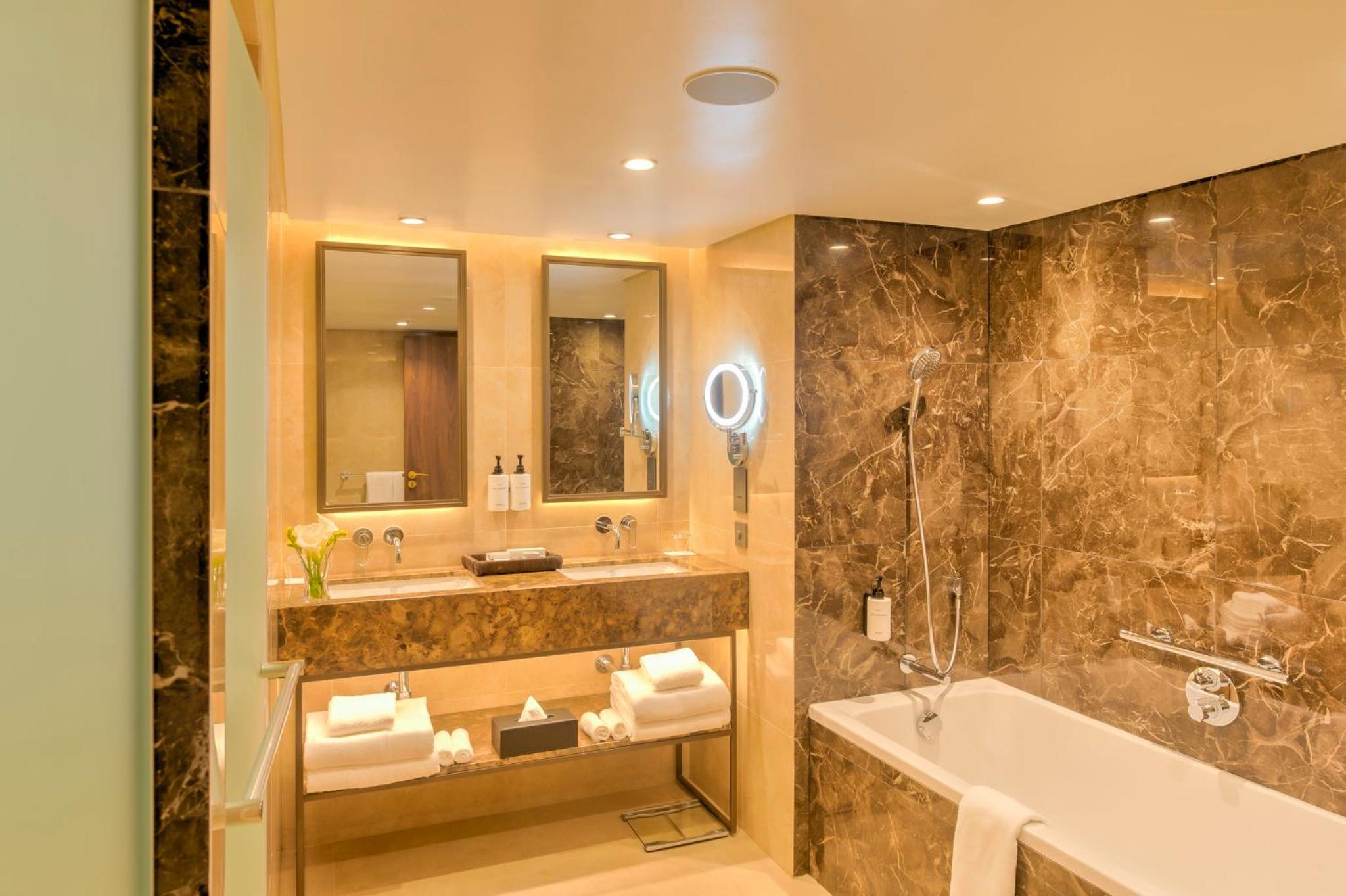 Classic King Room - Photo 2