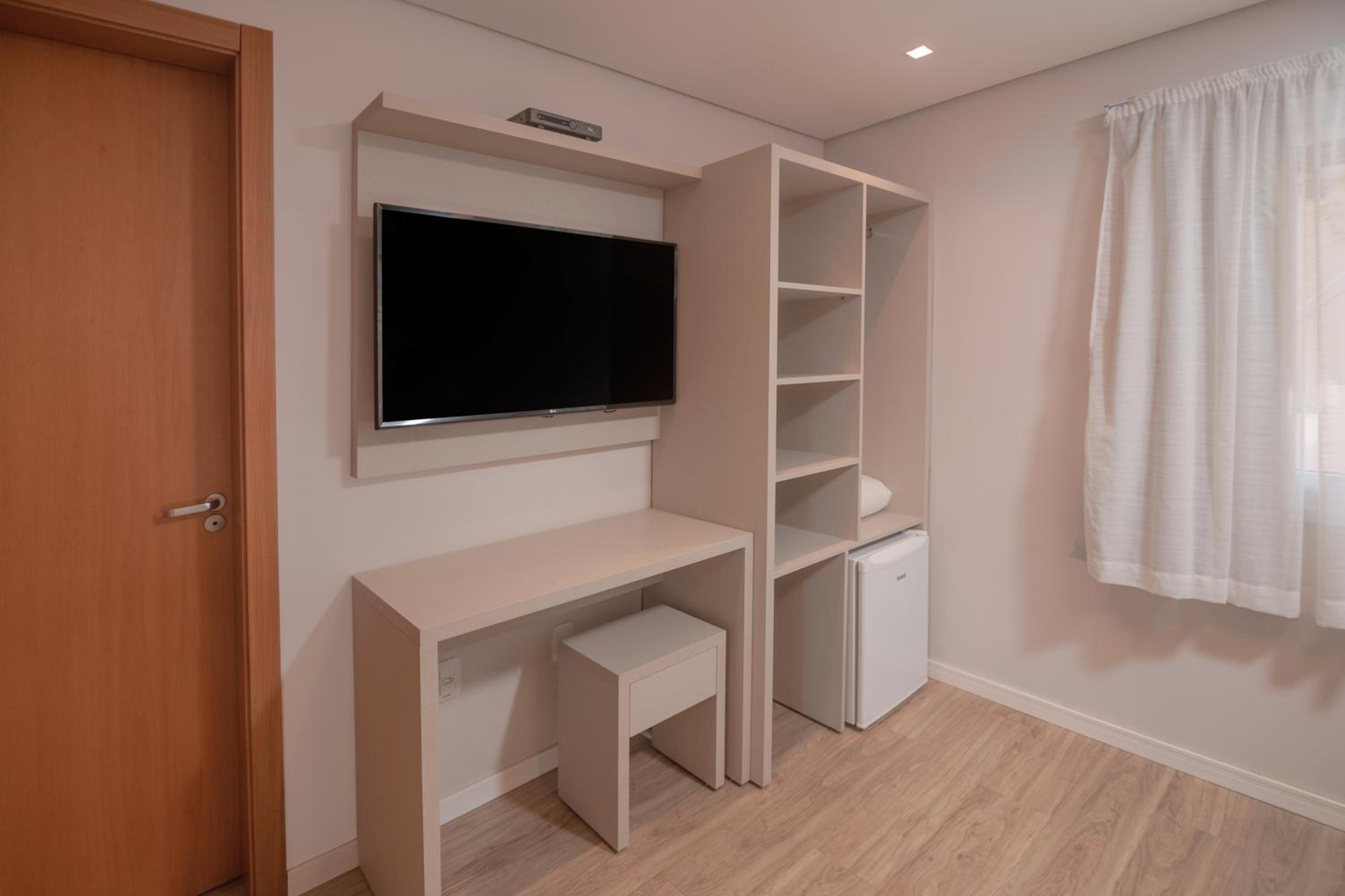 Standard Triple Room photo 2