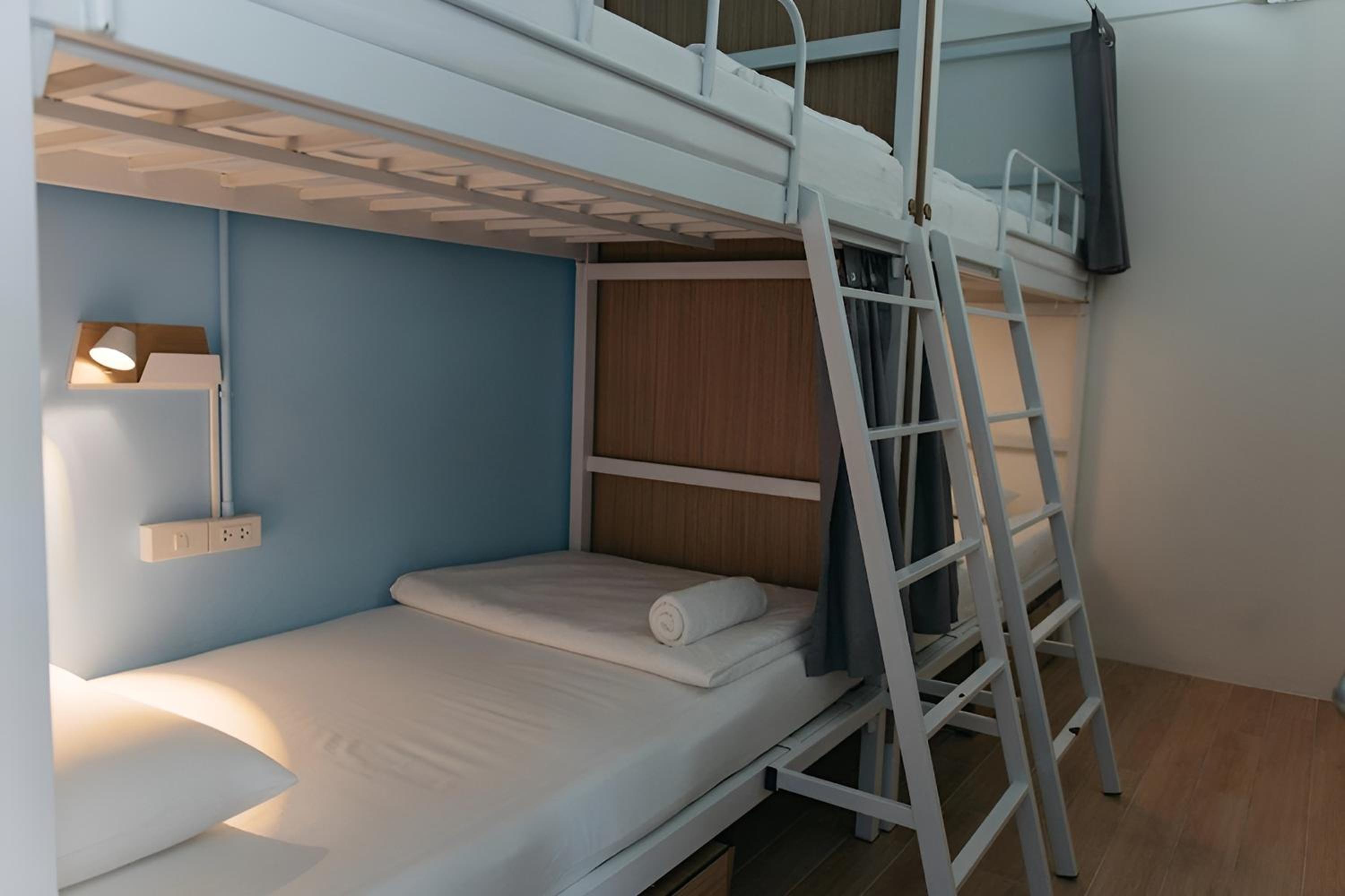 4-Bed Mixed Dormitory Room photo 2