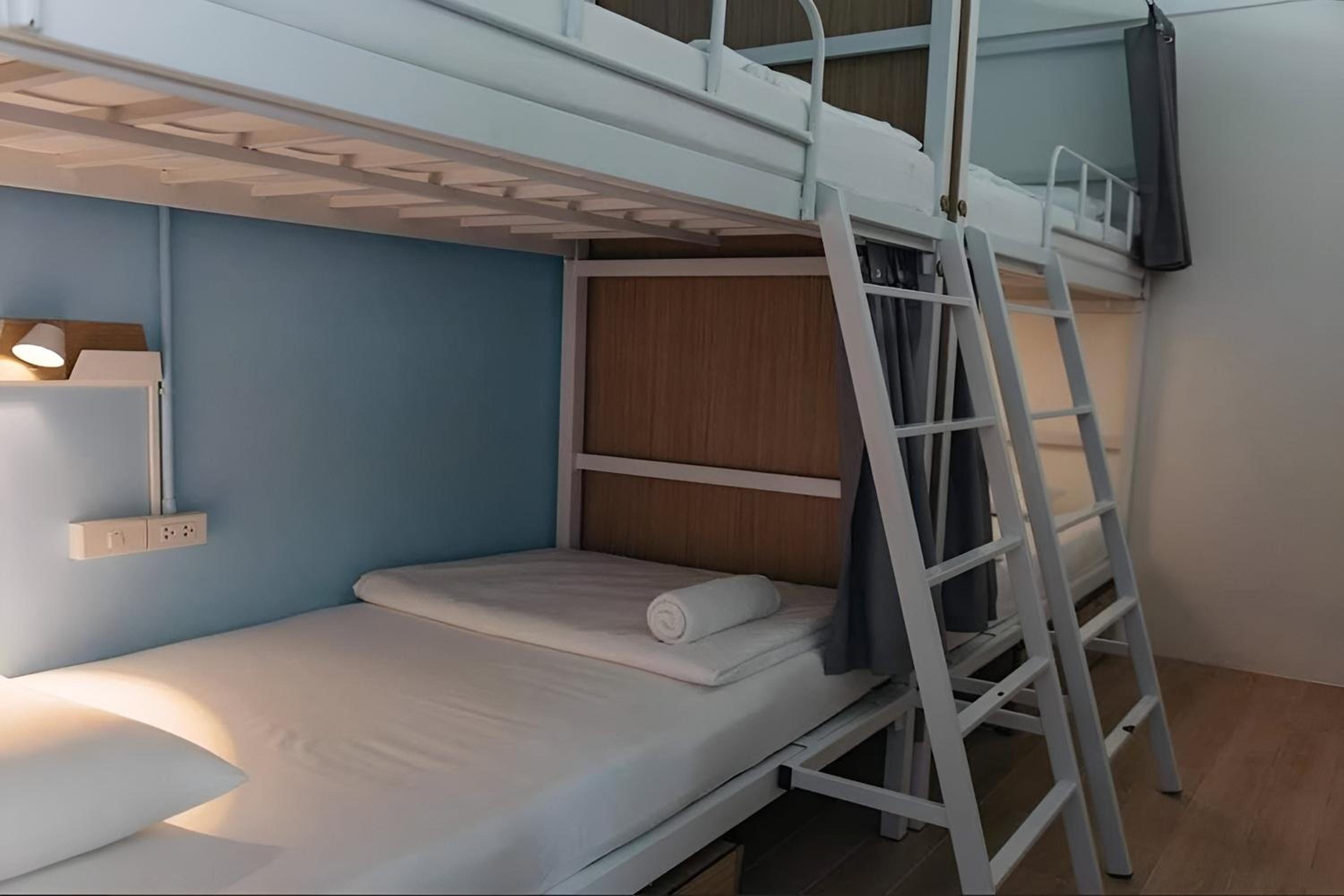 Bunk Bed in Male Dormitory Room  photo 3