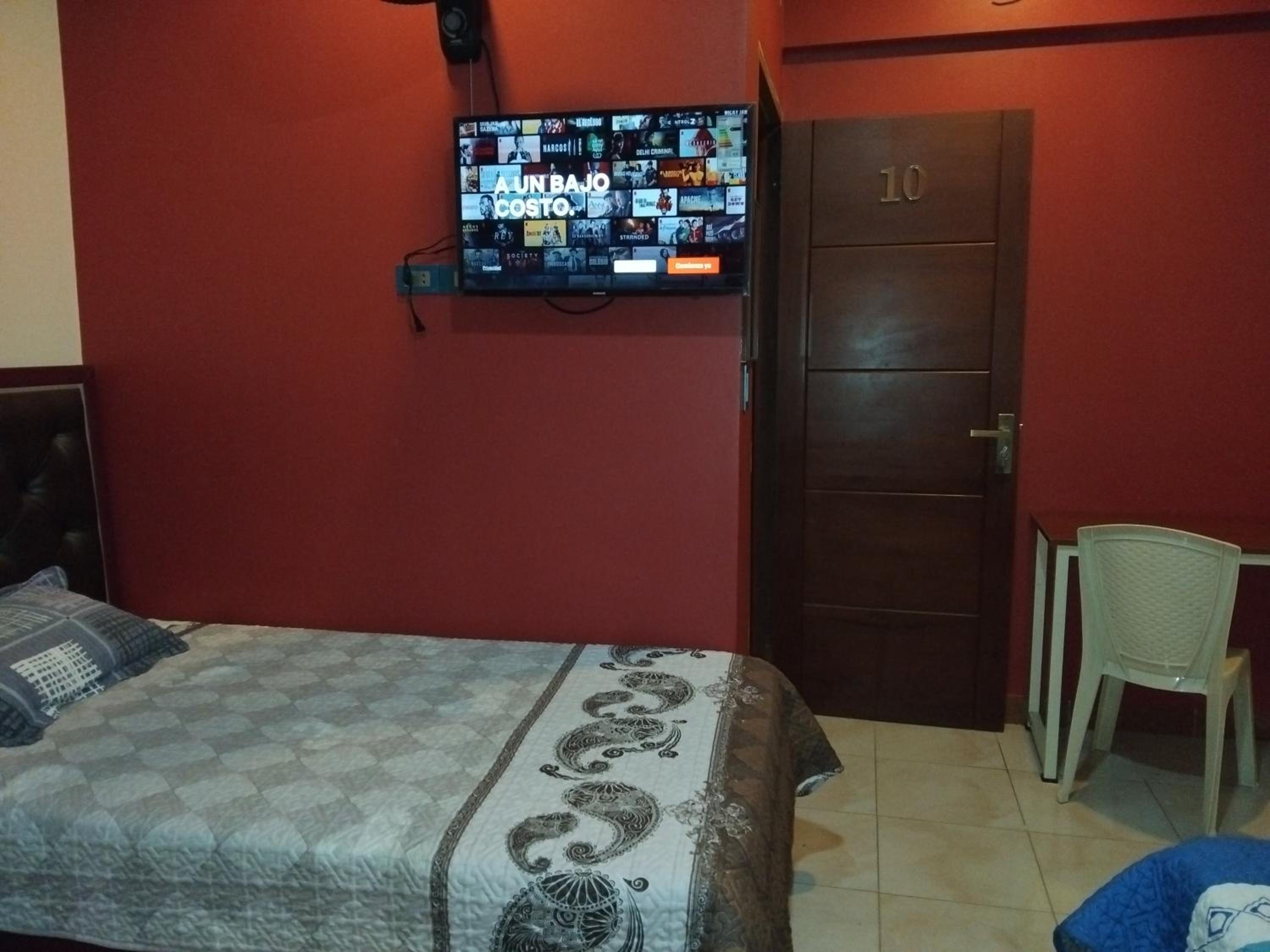 Triple Room With Shared Bathroom photo 2