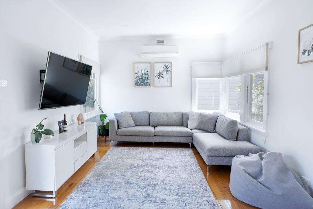 Three-Bedroom House photo 1