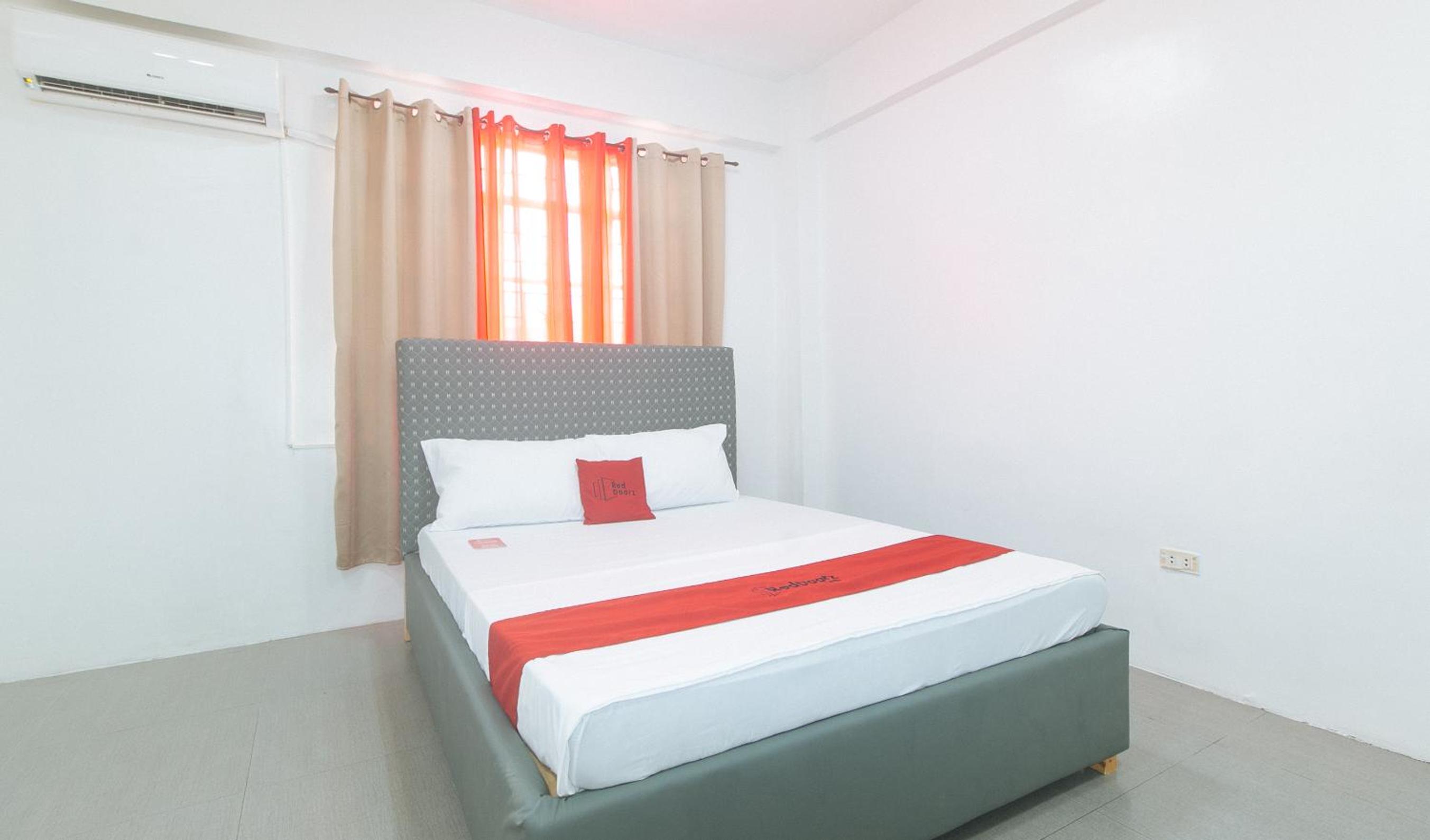 Deluxe Room - Photo 2