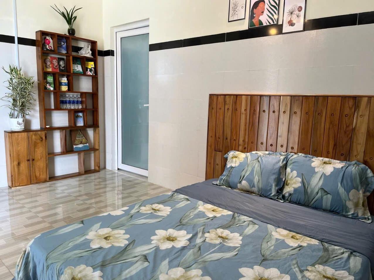 Two-Bedroom Apartment photo 2