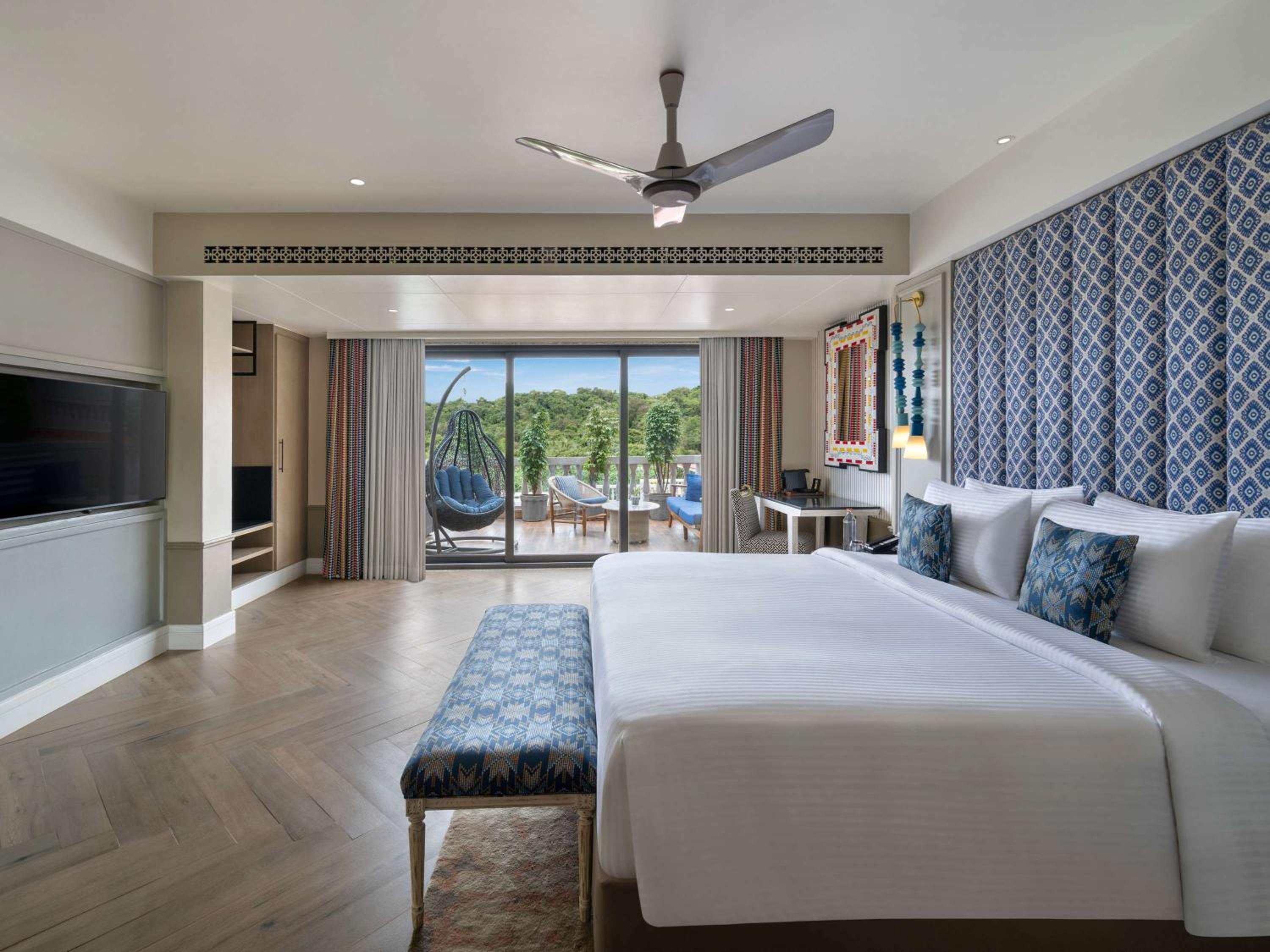 One-Bedroom Family Suite with Bath Tub and Balcony - - Beer Bucket 4 on arrival, INR 1000 SPA Credit, 15% Discount on Food & Beverages One-Bedroom Family Suite with Bath Tub and Balcony - - Beer Bucket 4 on arrival, INR 1000 SPA Credit, 15% Discount on Food & Beverages