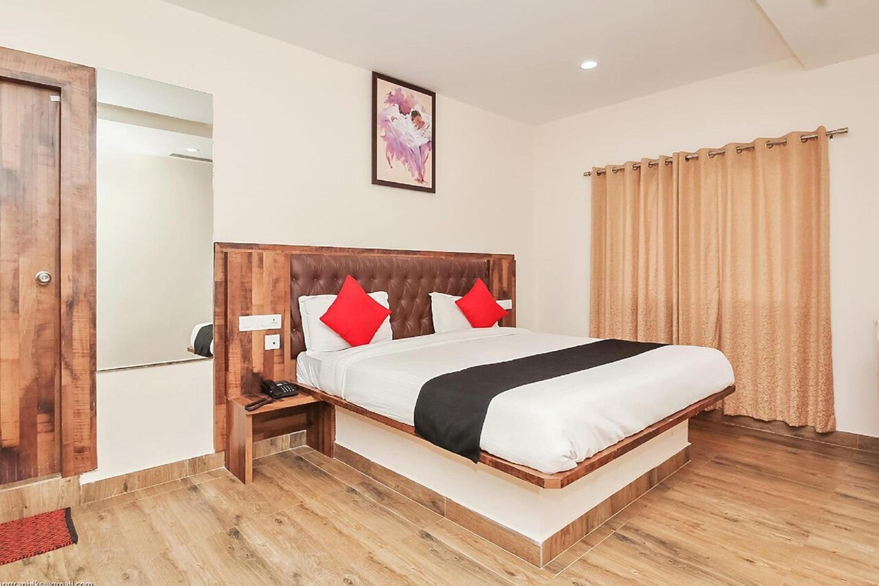 Executive Suite photo 3