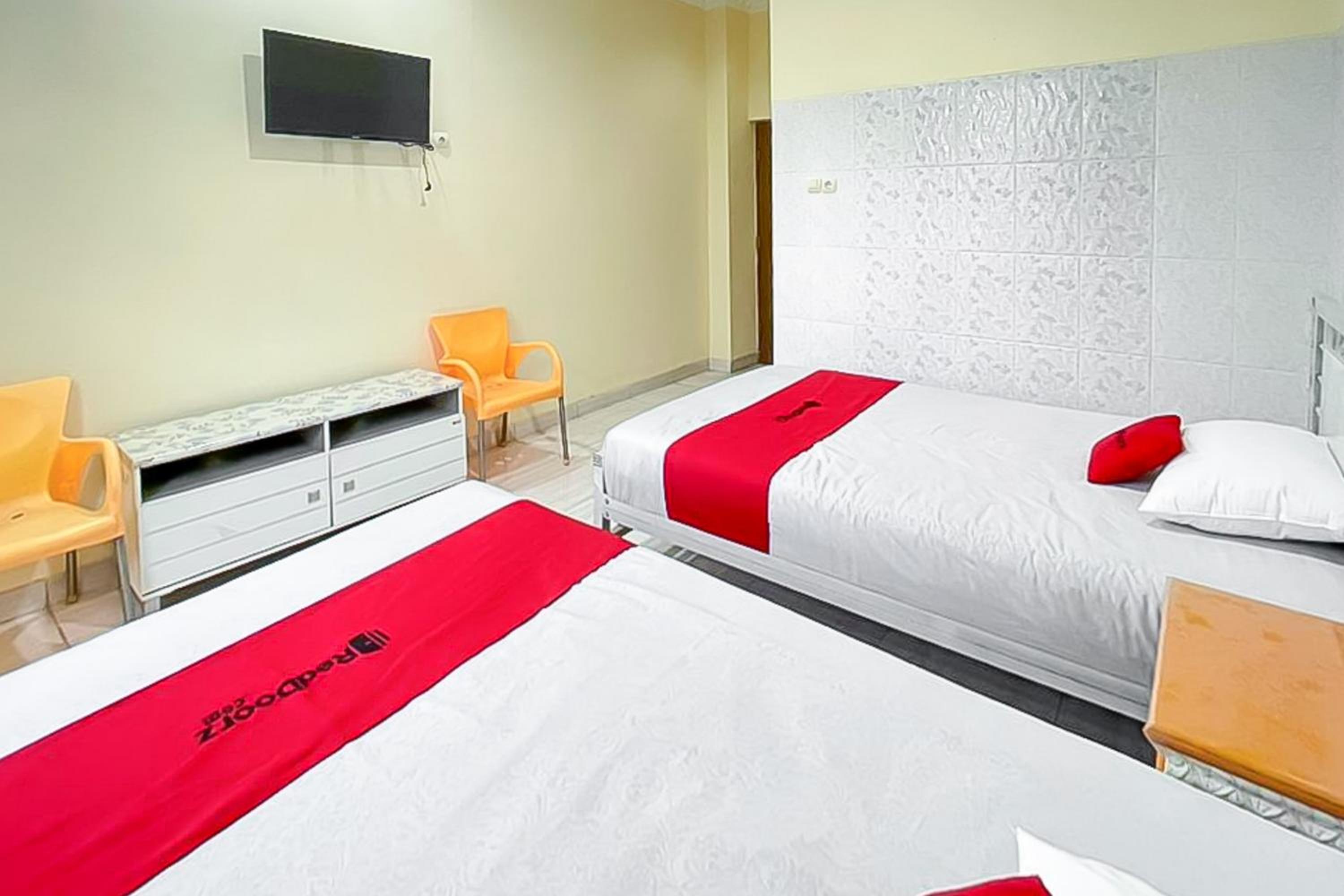 Deluxe Twin Room - Photo 4