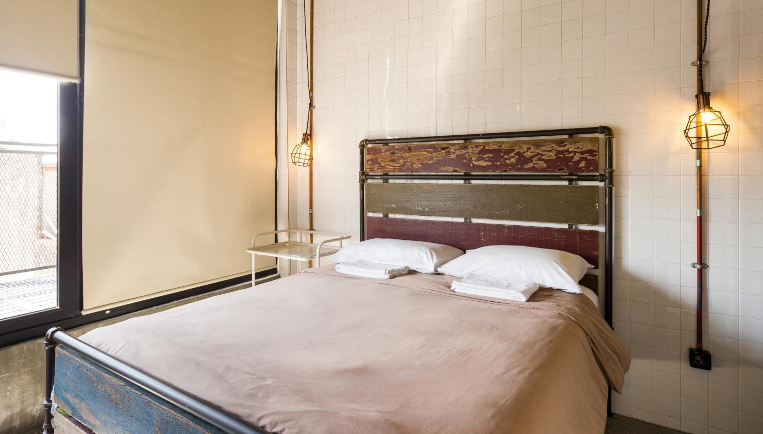  BKH Deluxe Queen Room - Photo 2