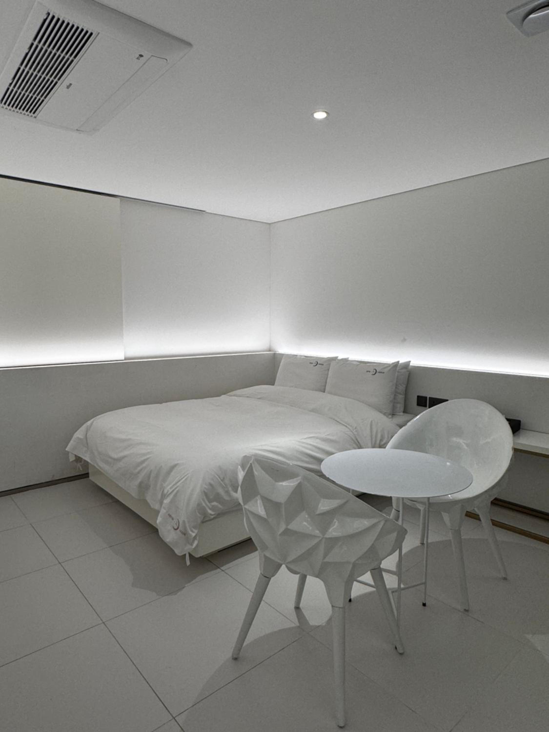 Deluxe Room - Photo 1