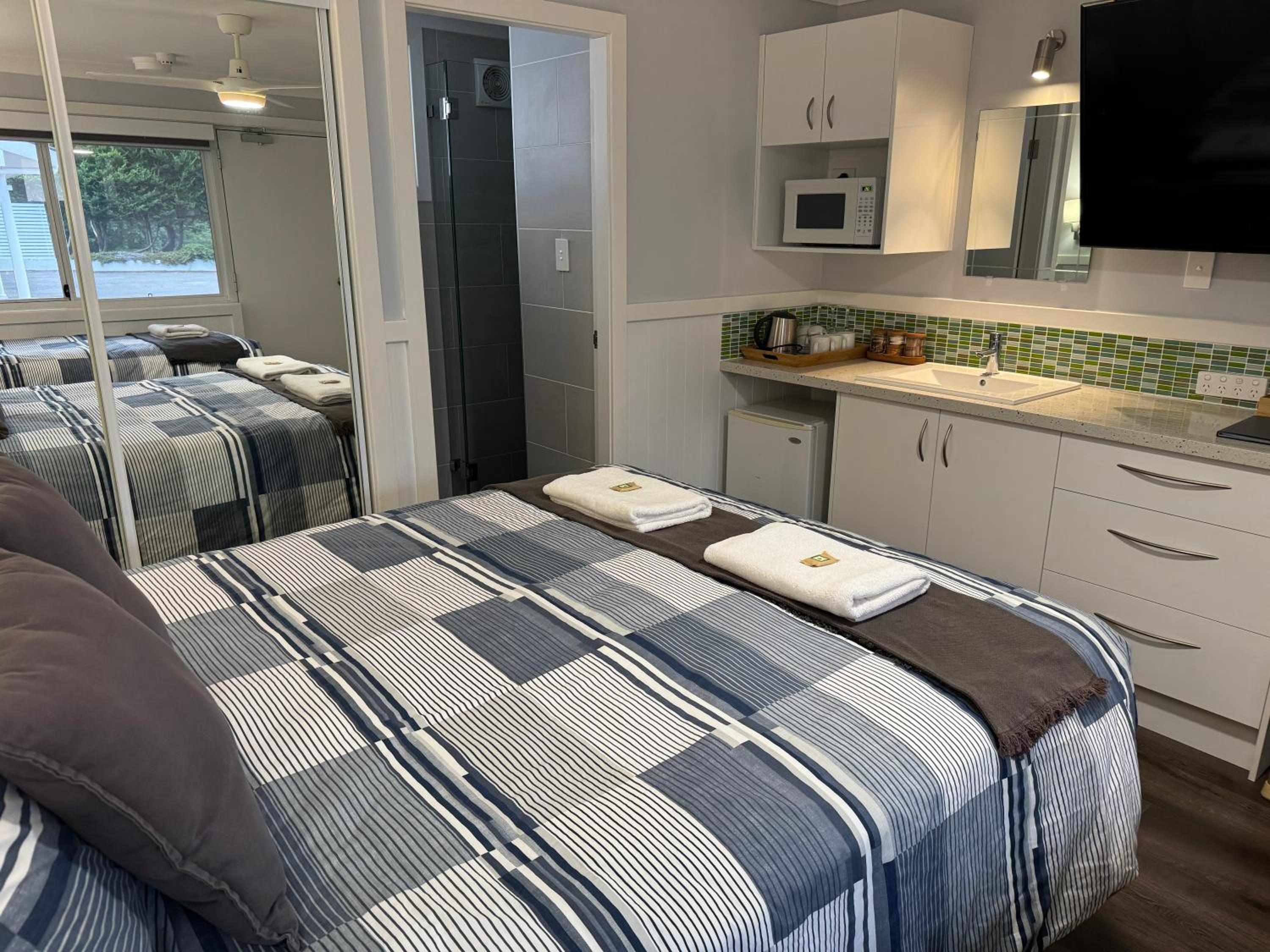 Classic Triple Room - Photo 6