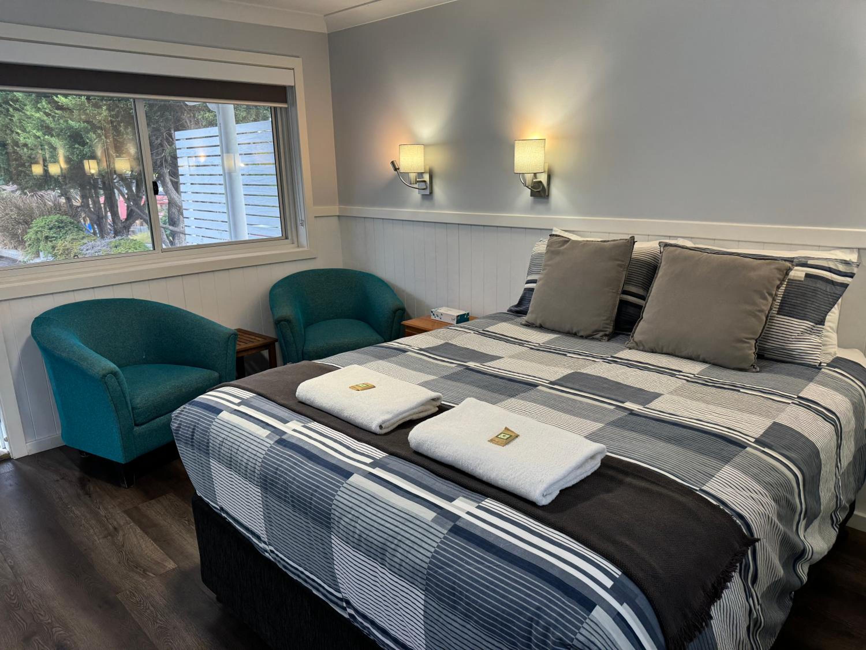 Queen Room - Photo 1