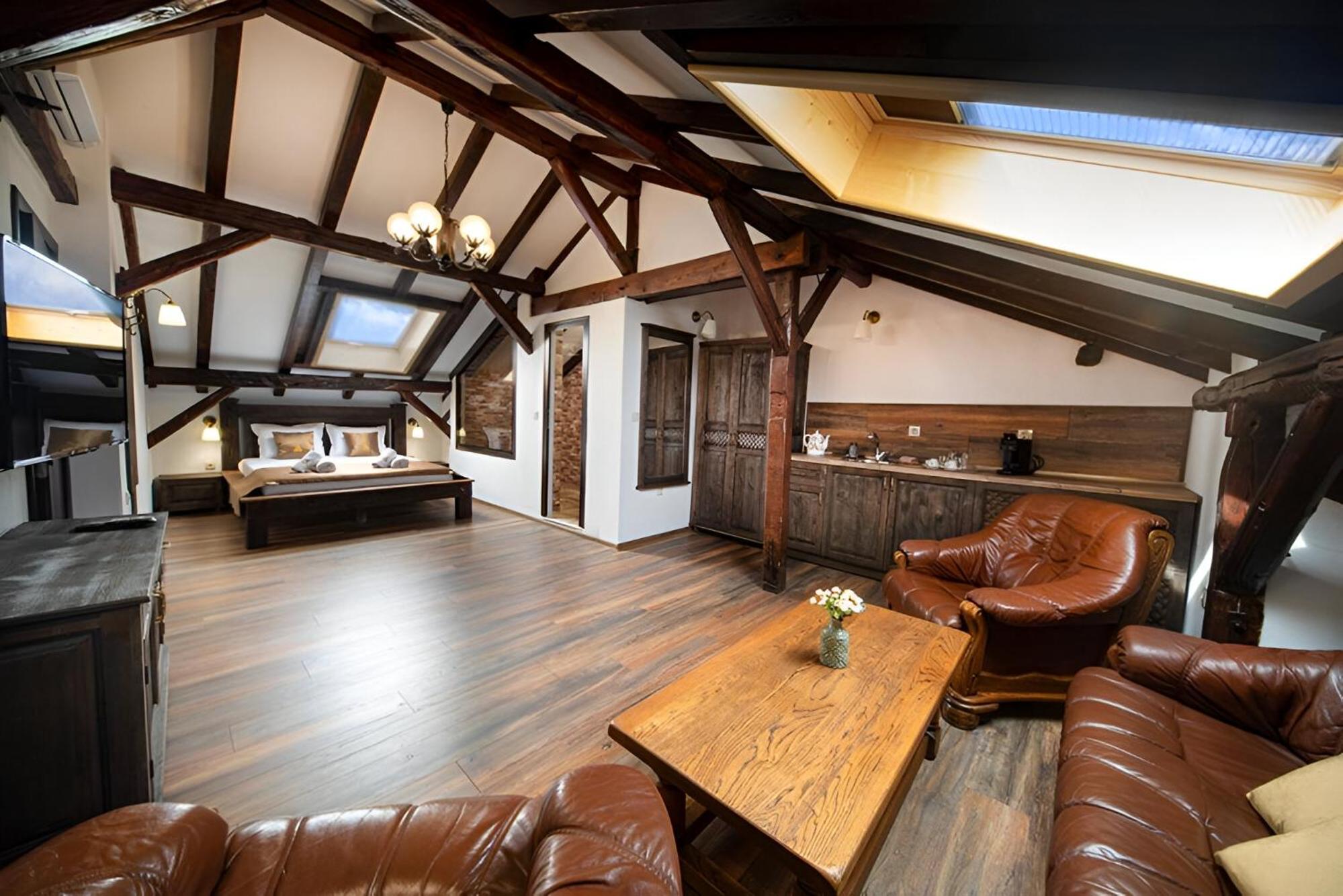 Superior Apartment - Free Parking - Photo 1