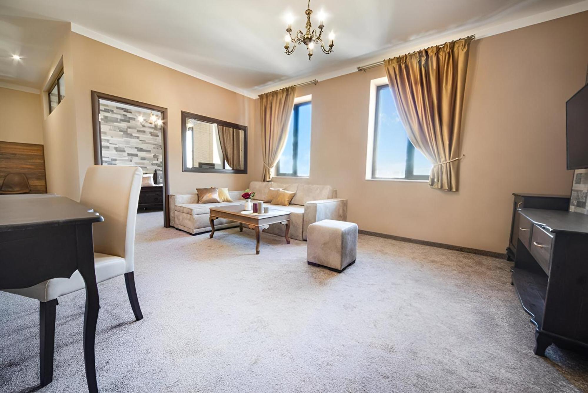 Apartment - Free Parking - Photo 1