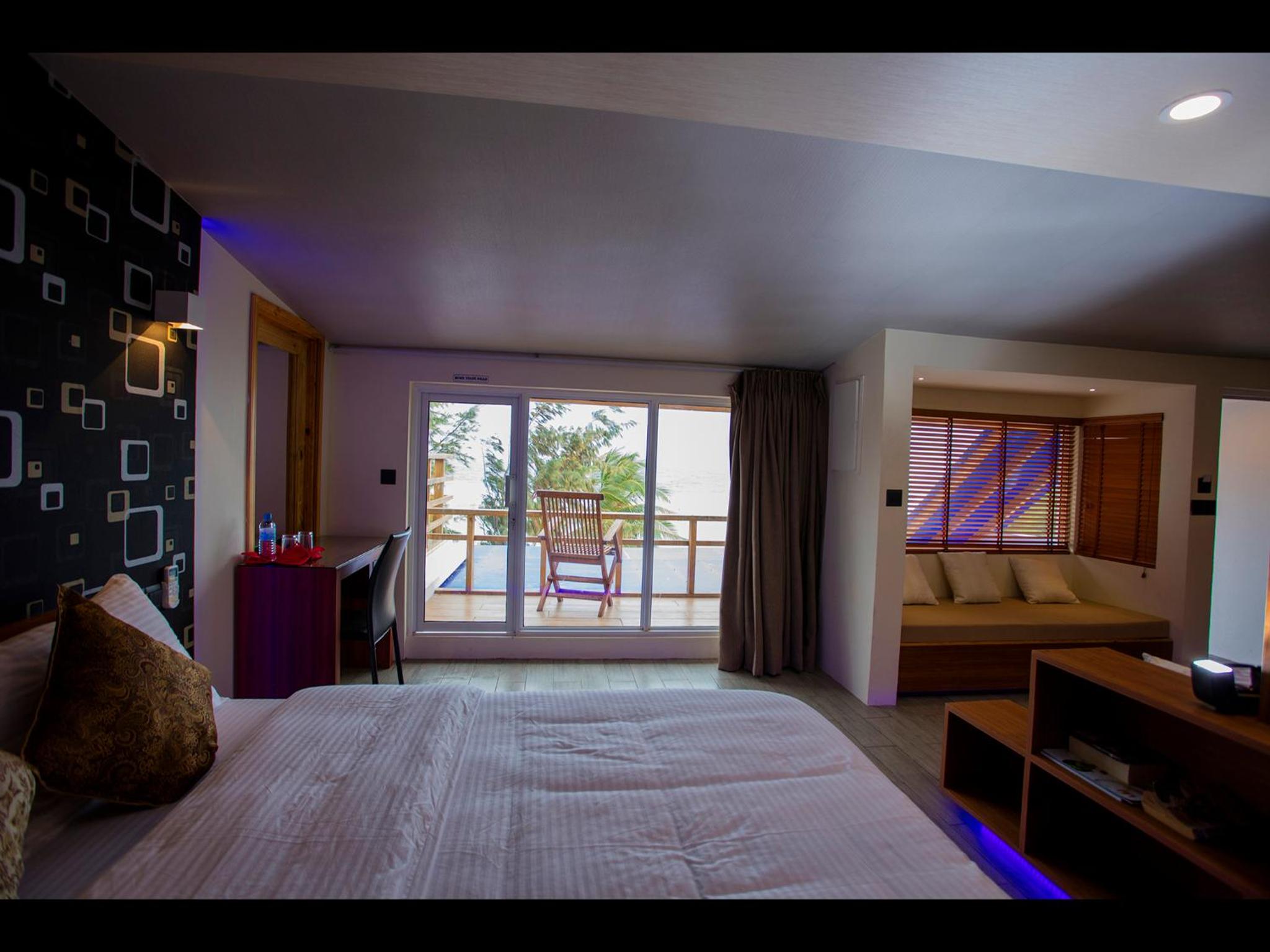 Sea View Penthouse Suite photo 1