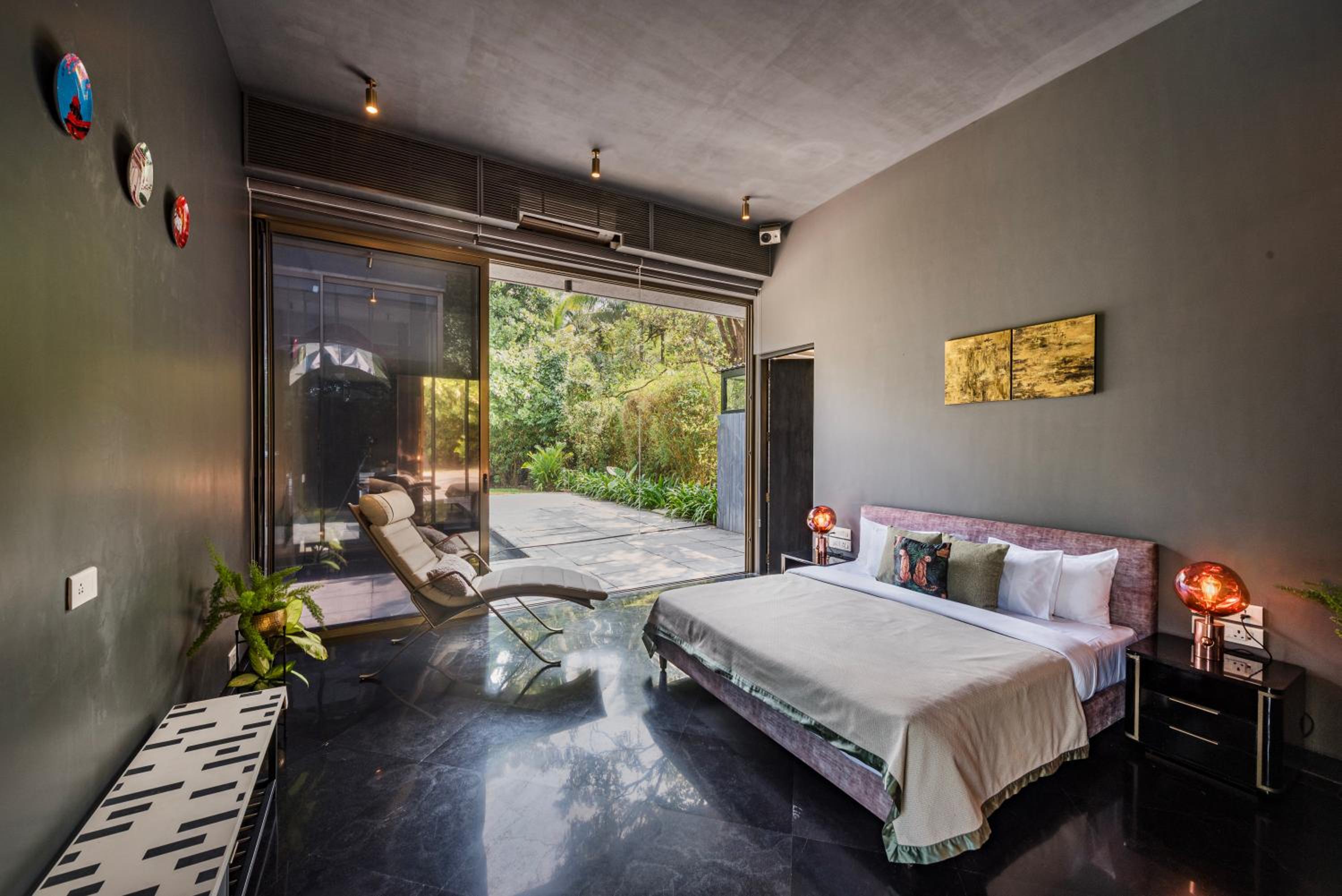 Villa photo 1