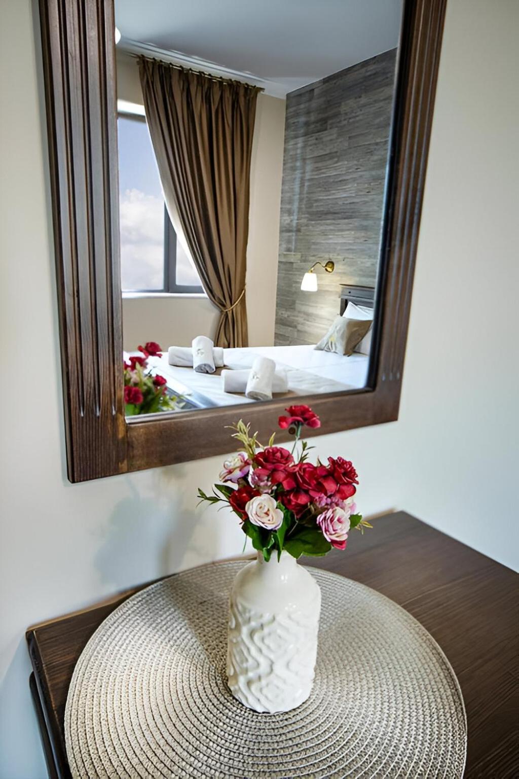 Premium Double Room - Free Parking - Photo 1