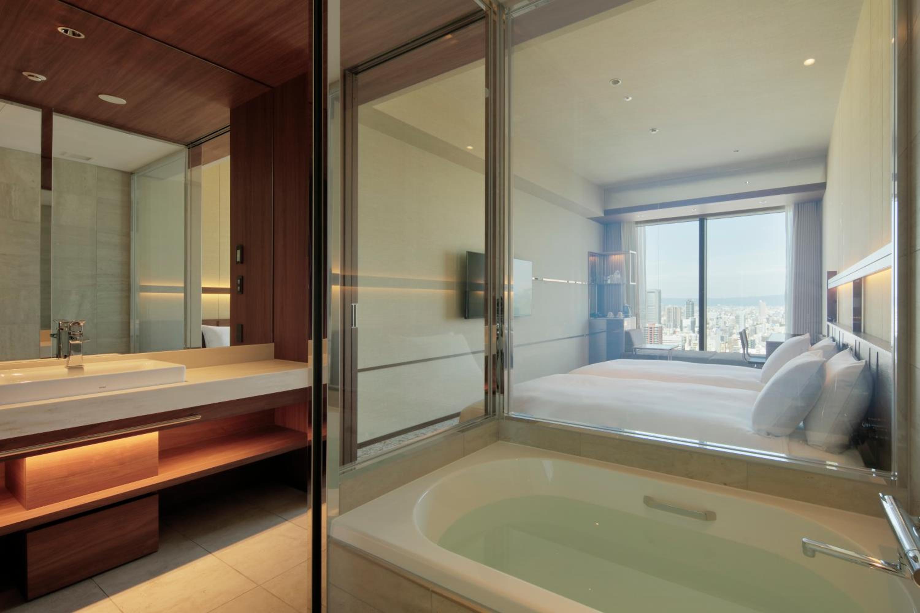 Executive Twin Room with Sofa Bed - Non-Smoking - Photo 9