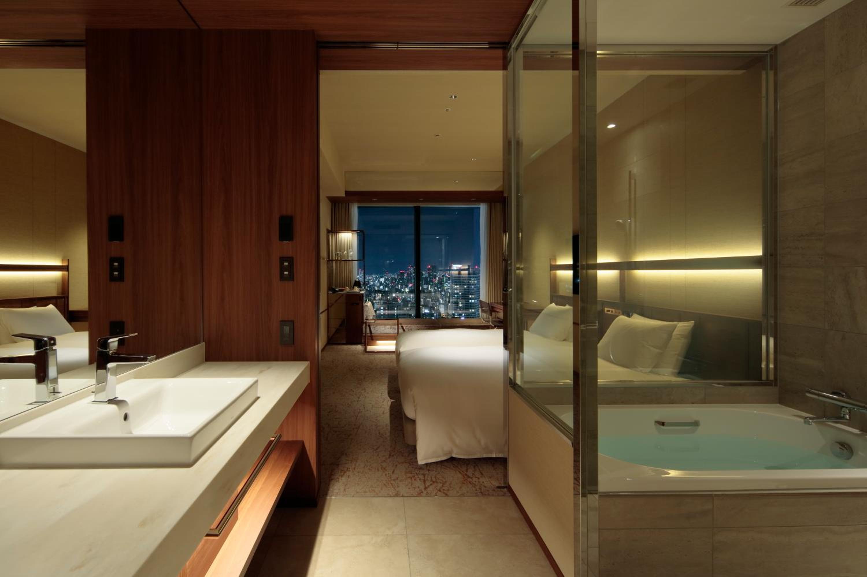 Executive Twin Room with Sofa Bed - Non-Smoking - Photo 8