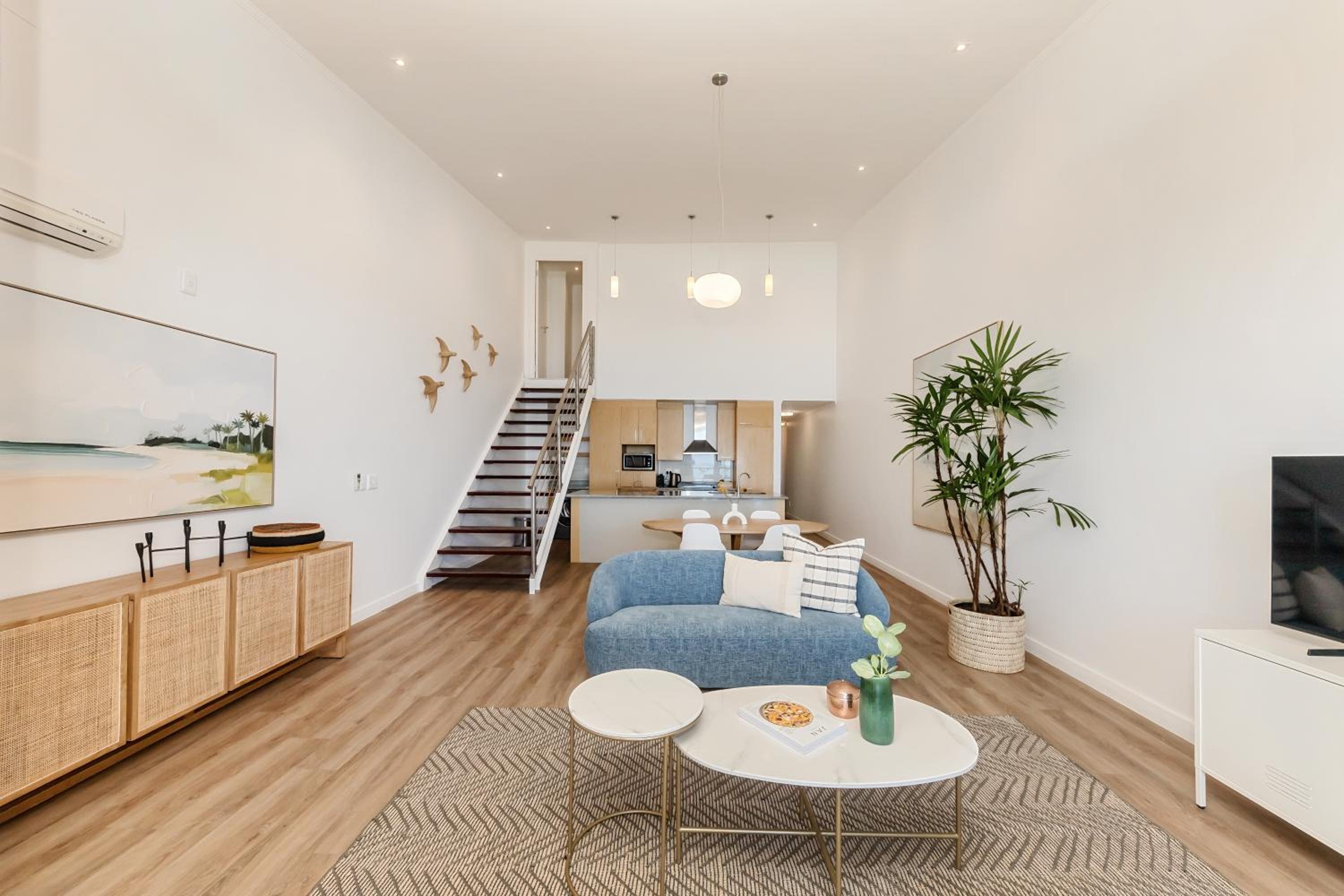 Luxury Two-Bedroom Apartment - Loft photo 1
