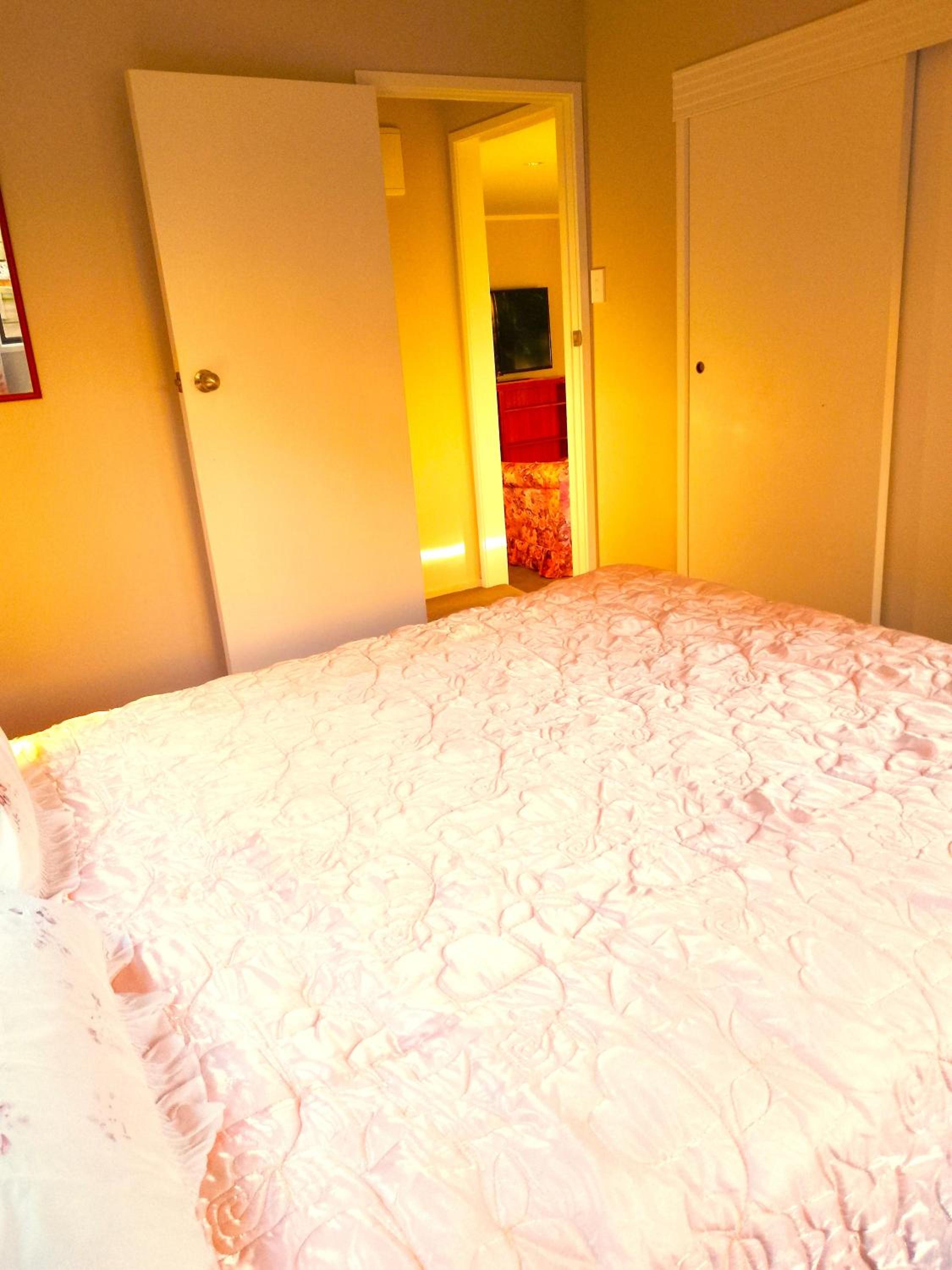 One-Bedroom House photo 3