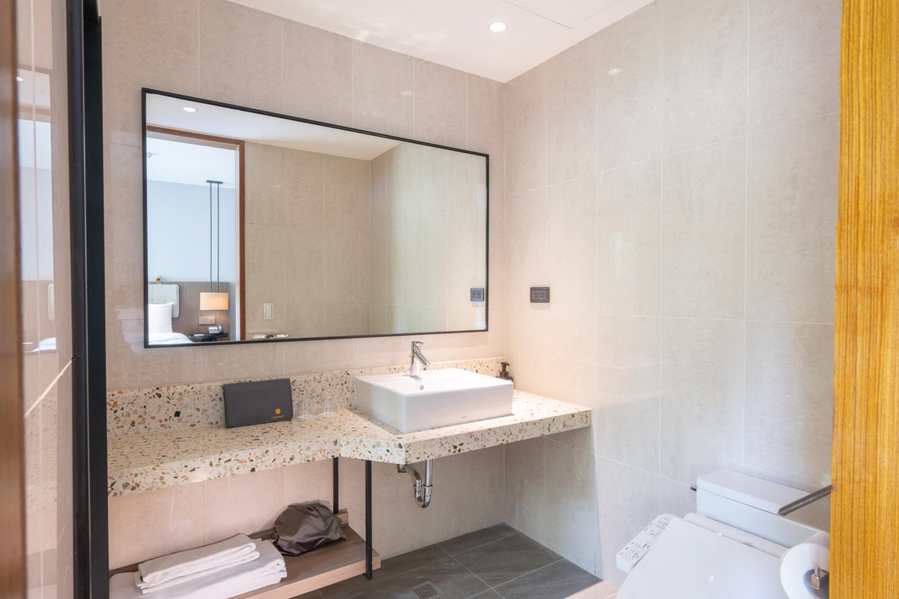 Elegant Double Room - Phenix Building photo 3