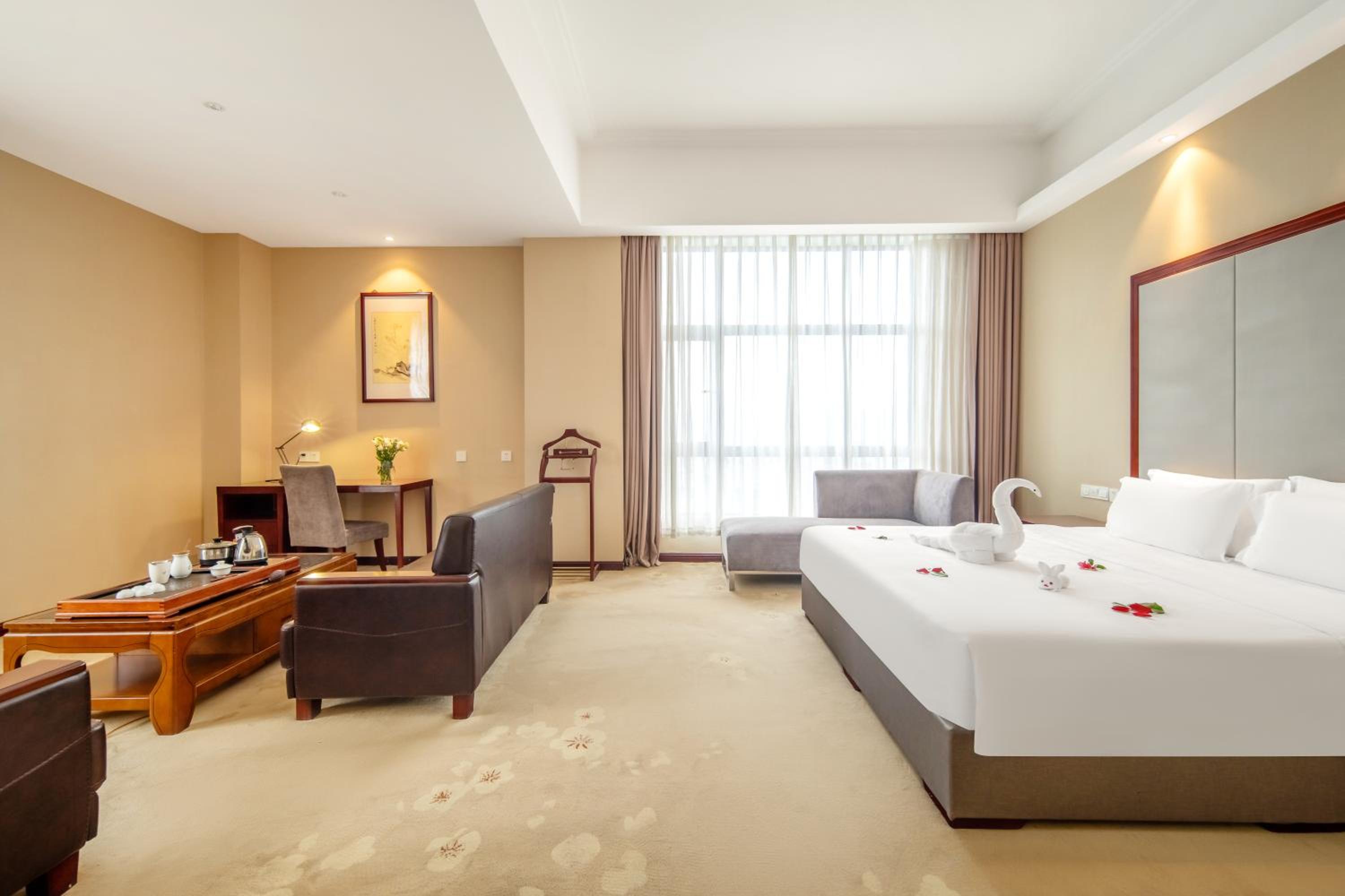 Standard Single Room with Mountain View