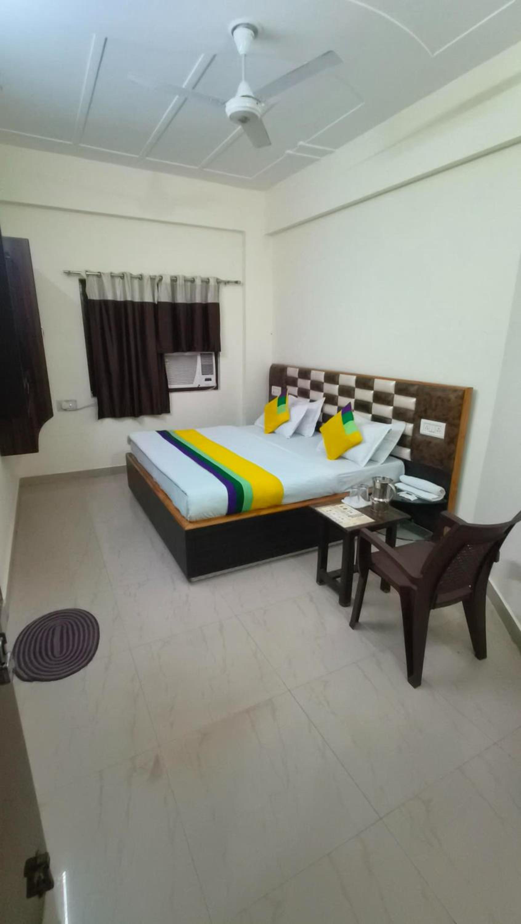 Deluxe Room - Photo 3