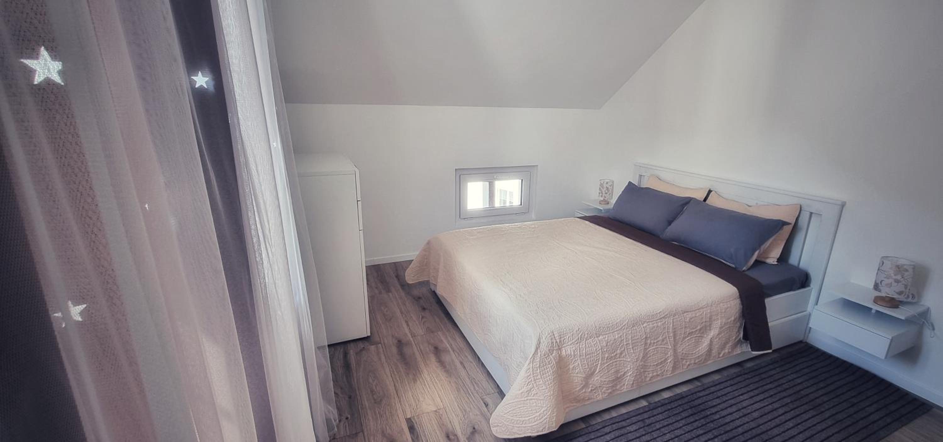 Three-Bedroom Apartment photo 1