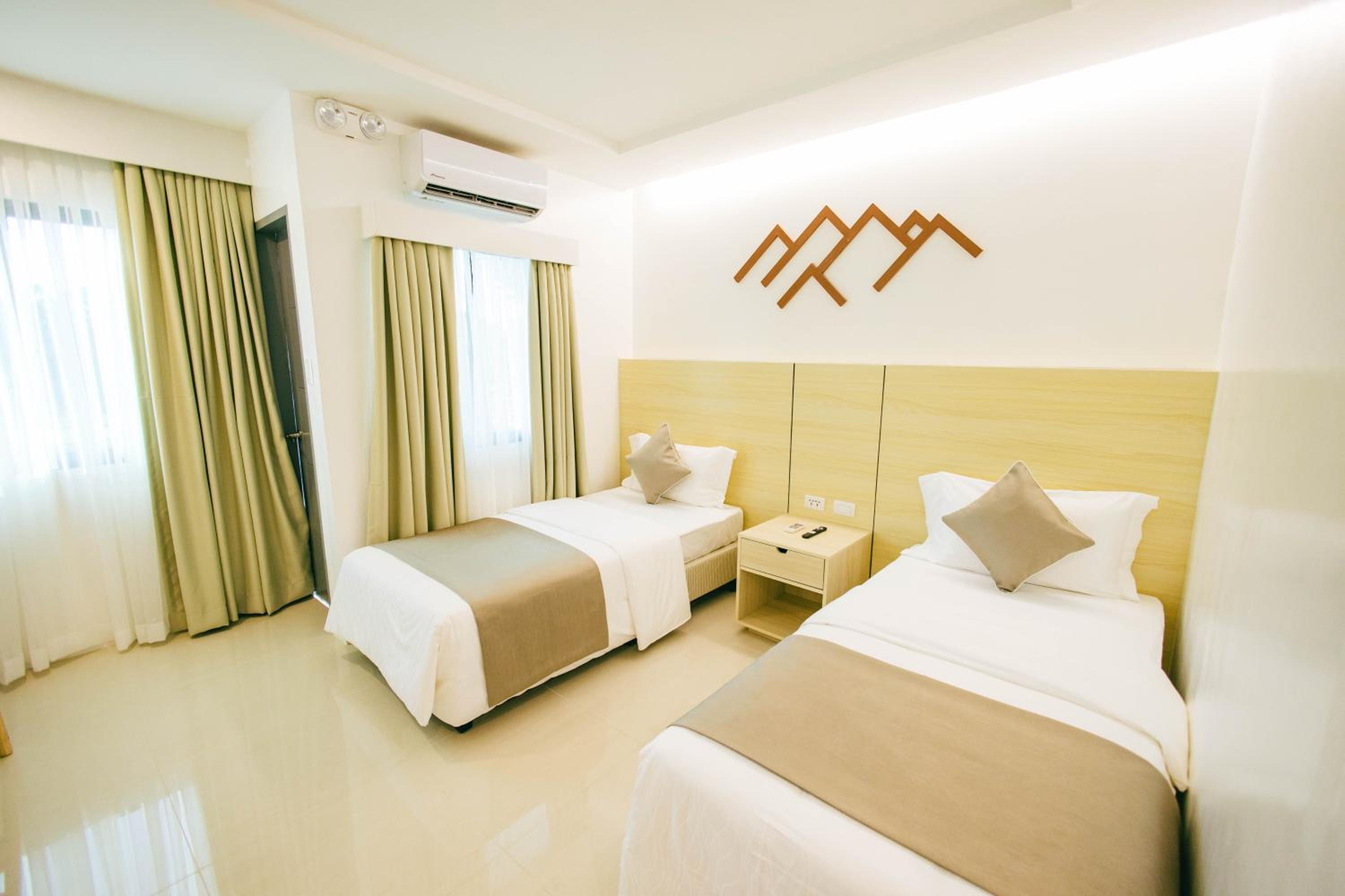 Superior Twin Room - Photo 2