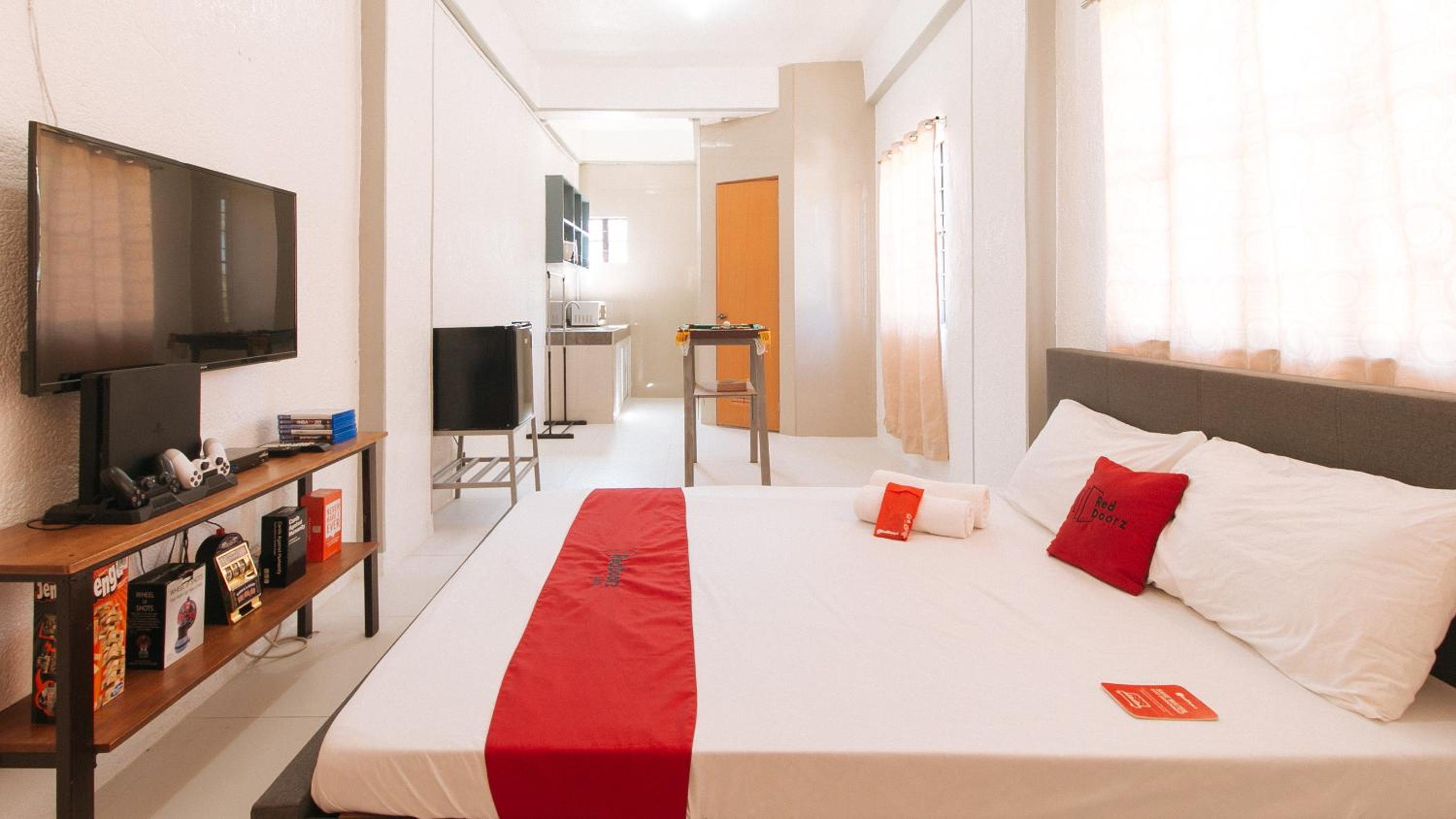 Deluxe Queen Room