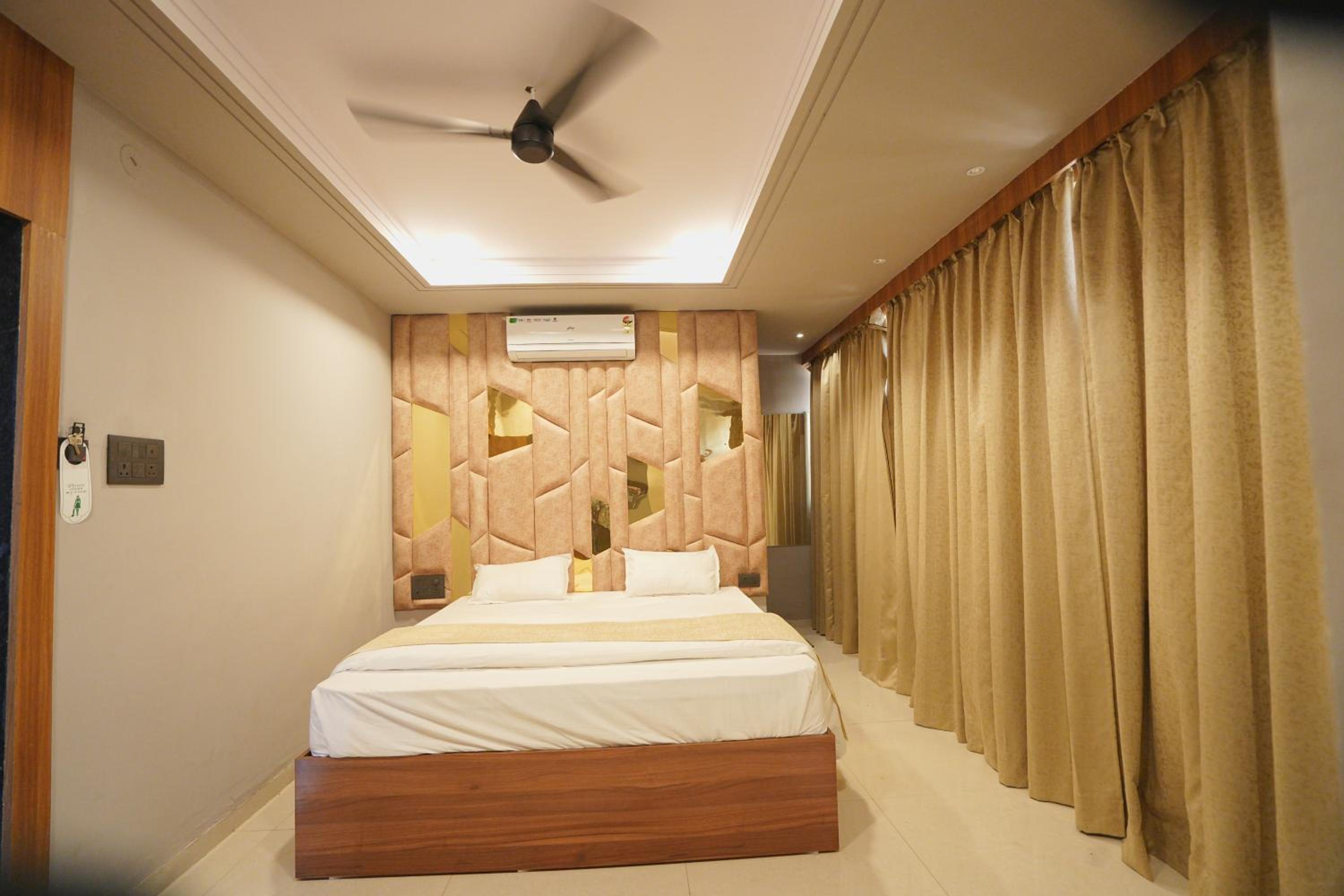 Deluxe Junior Suite