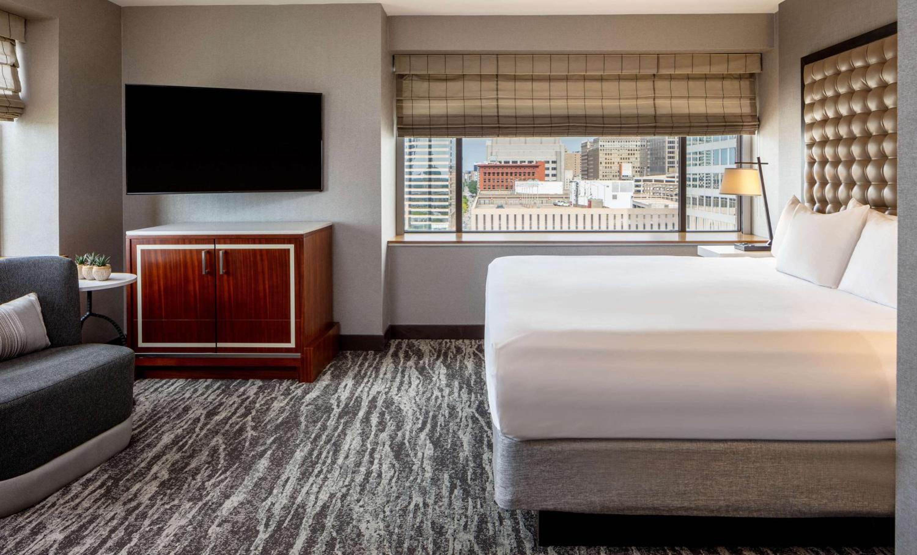 Junior King Suite - Photo 1