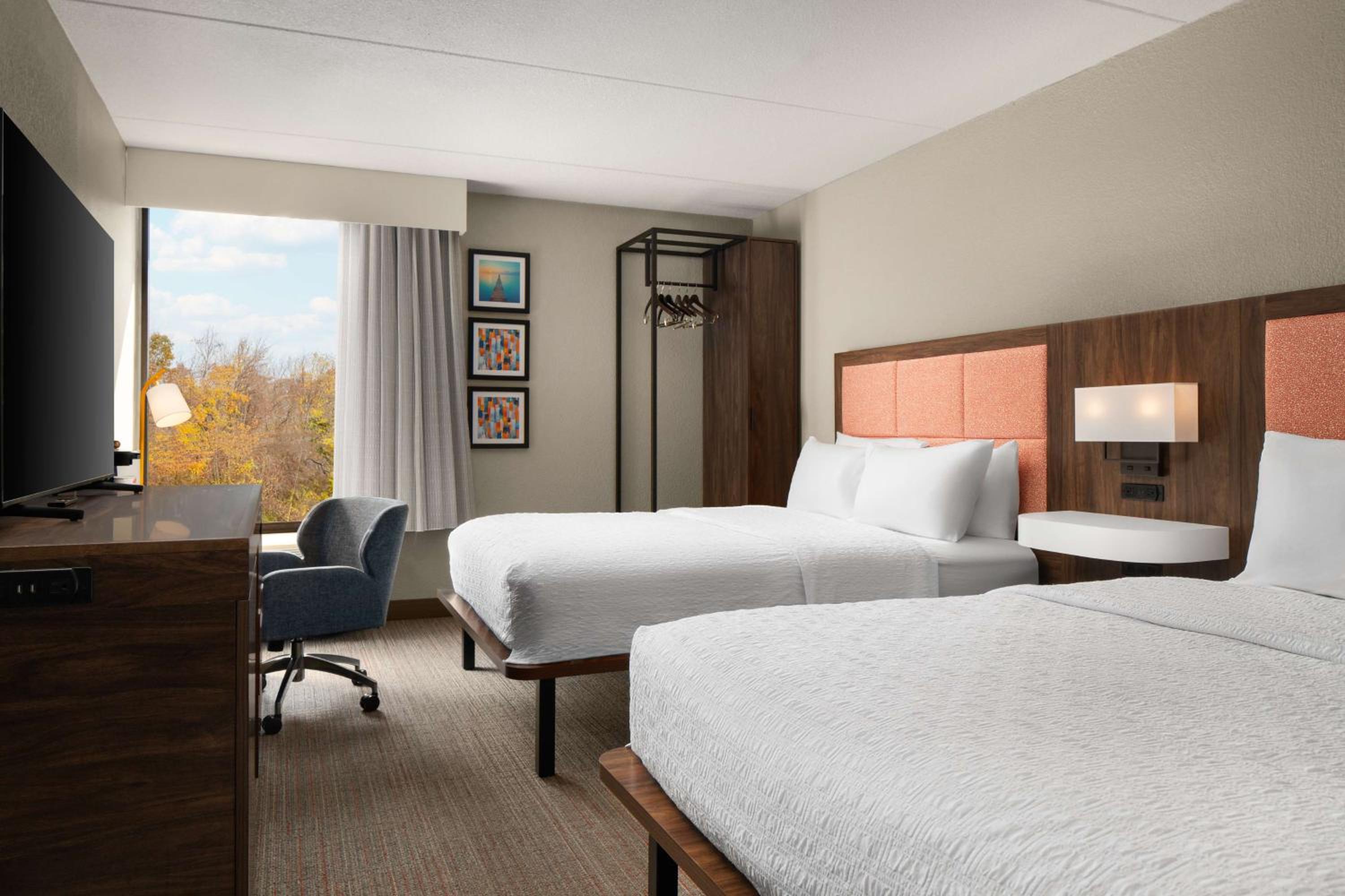 Queen Room with Two Queen Beds - Photo 1