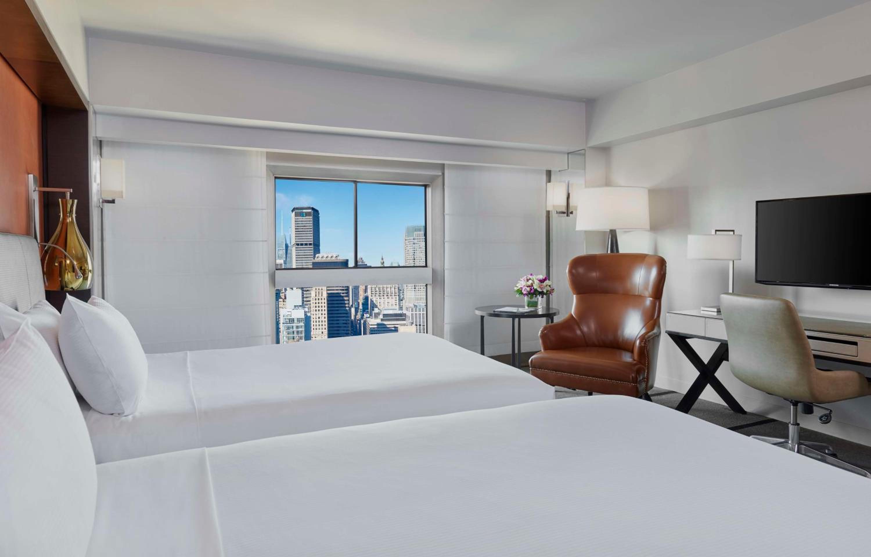 Deluxe Room with Two Double Beds - City View