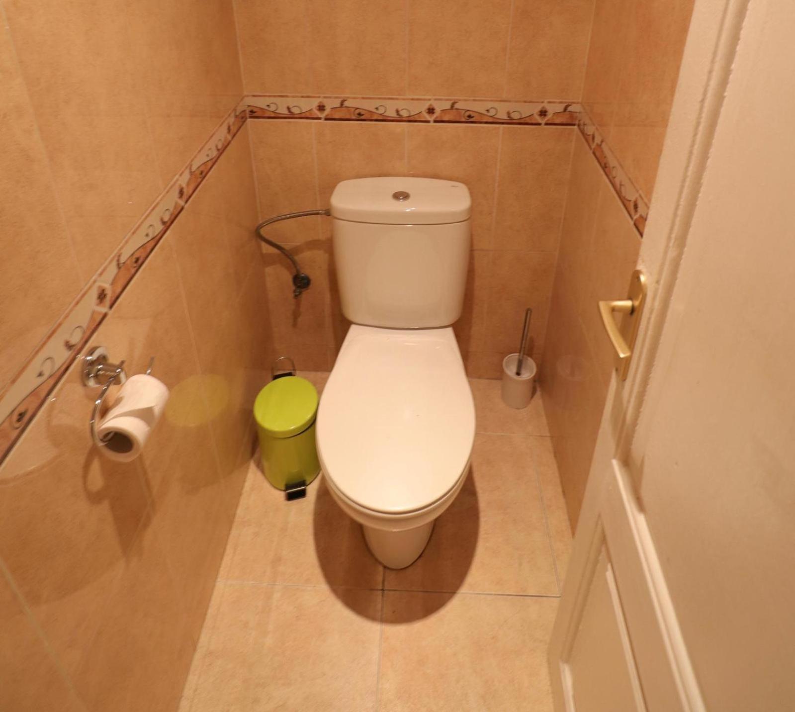 Double Room With Shared Bathroom photo 2