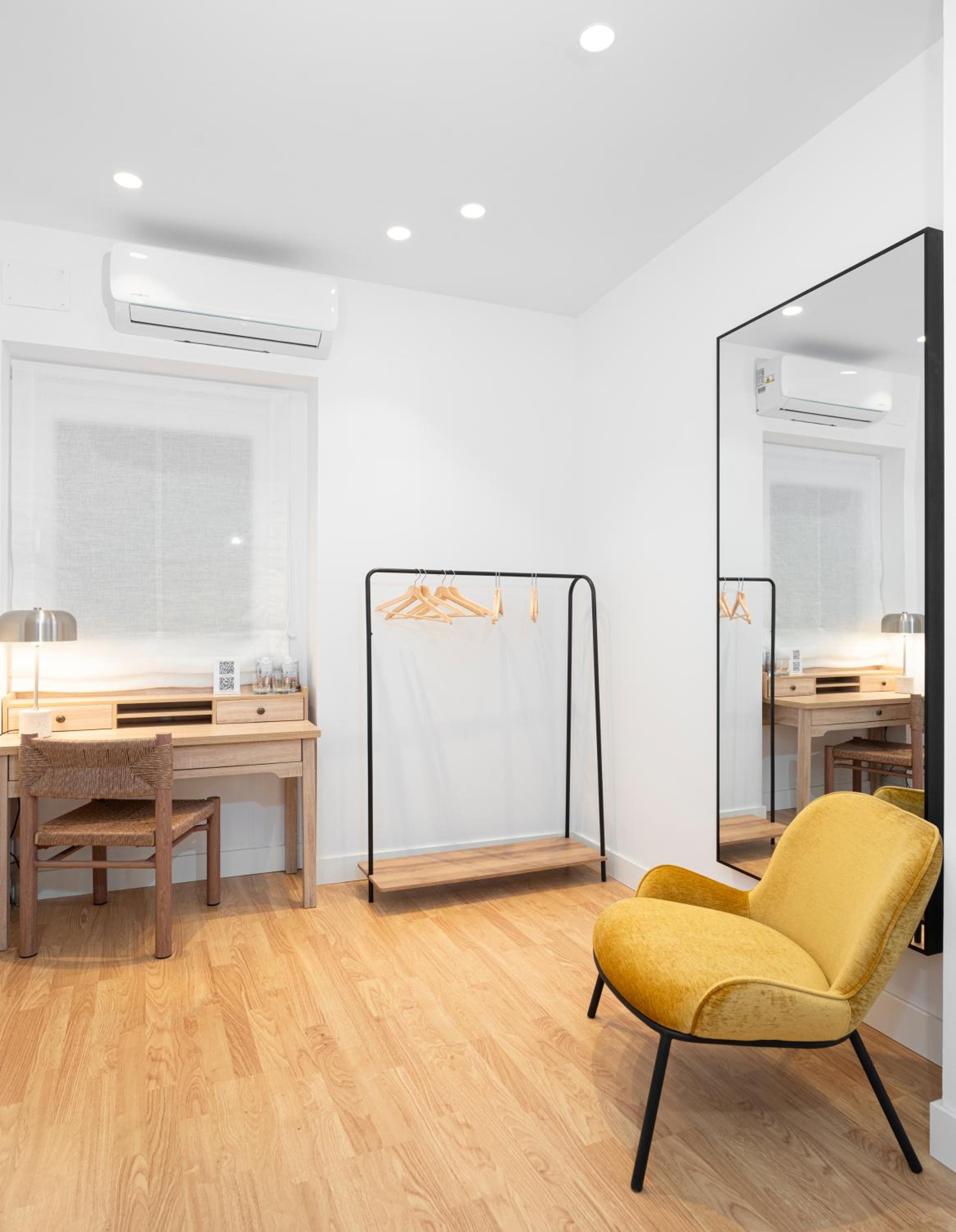Double Room with Private External Bathroom photo 3