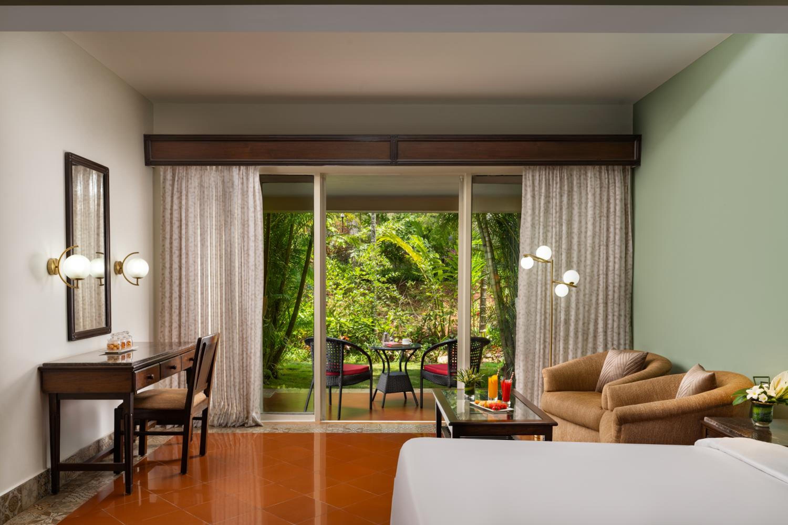 Superior Double Room with Pool View photo 1