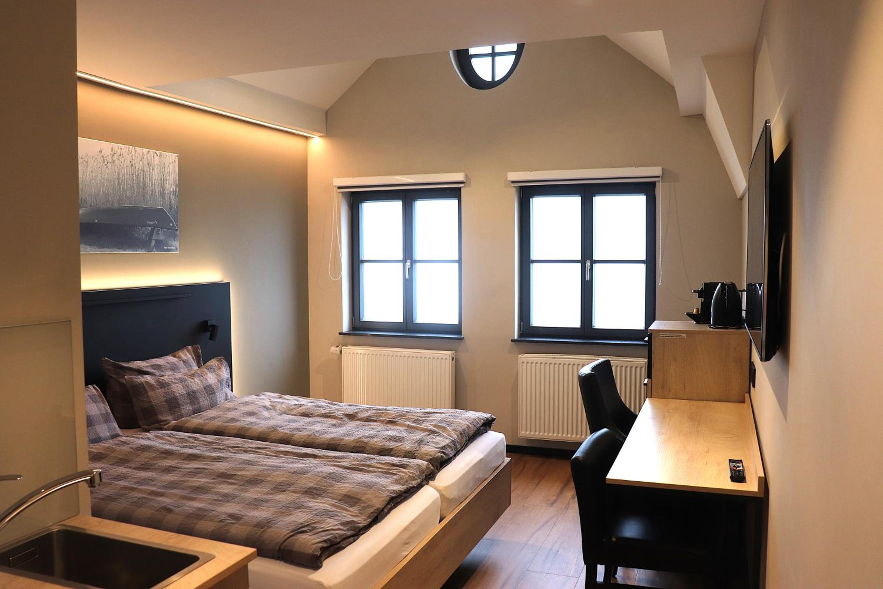 Double Room with Lake View photo 2