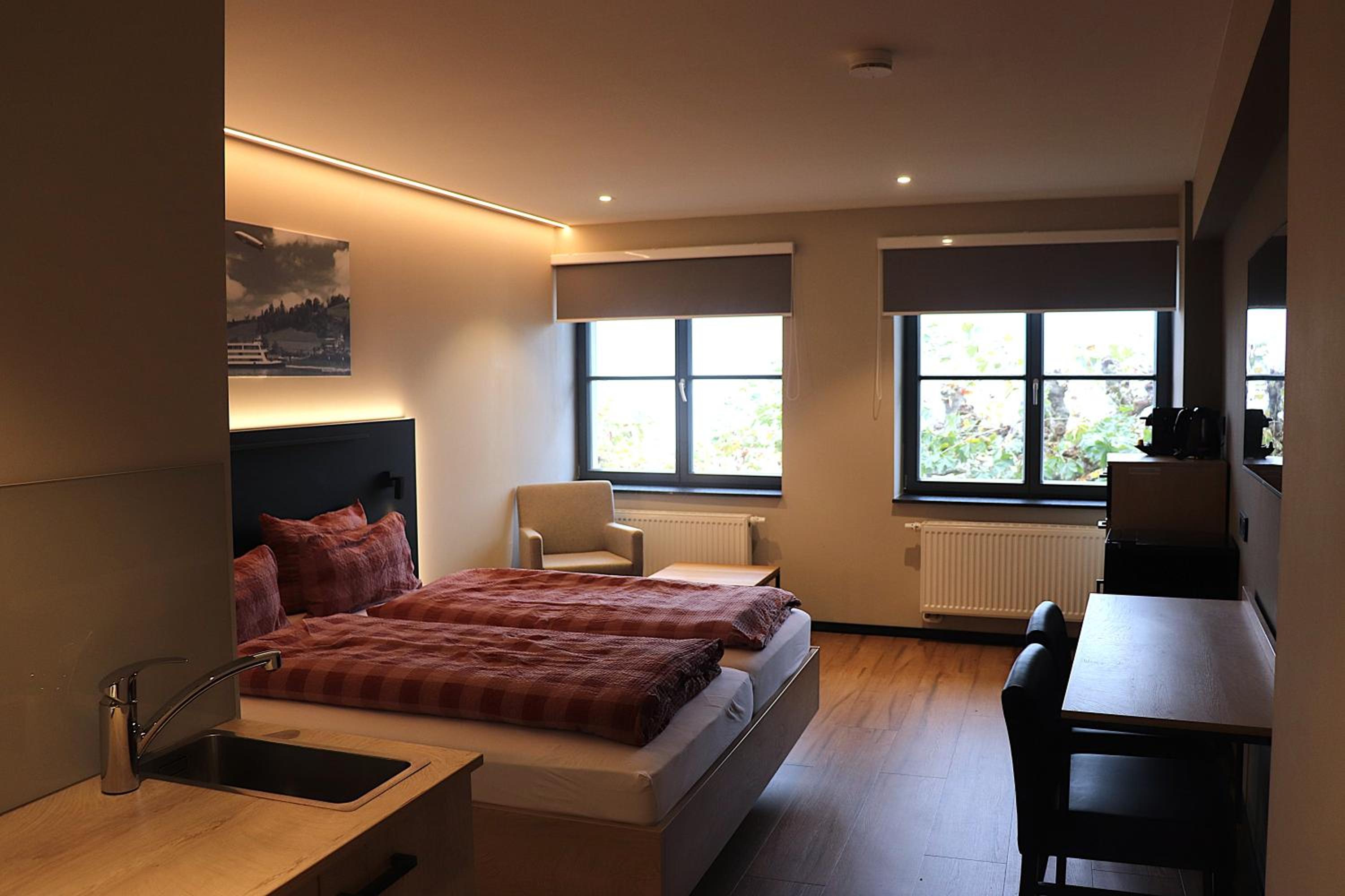 Double Room with Lake View photo 3
