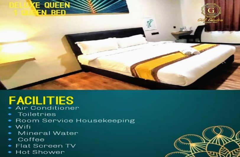 Deluxe Queen Room