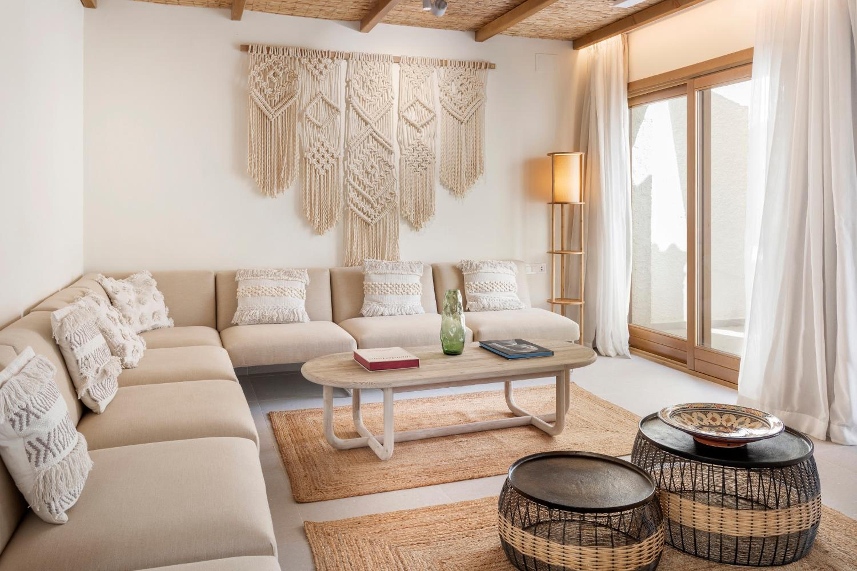 La Gran Villa Nivel con Piscina Privada de 2 Habitaciones