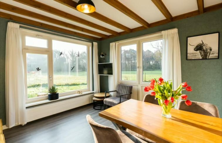 Two-Bedroom House photo 2
